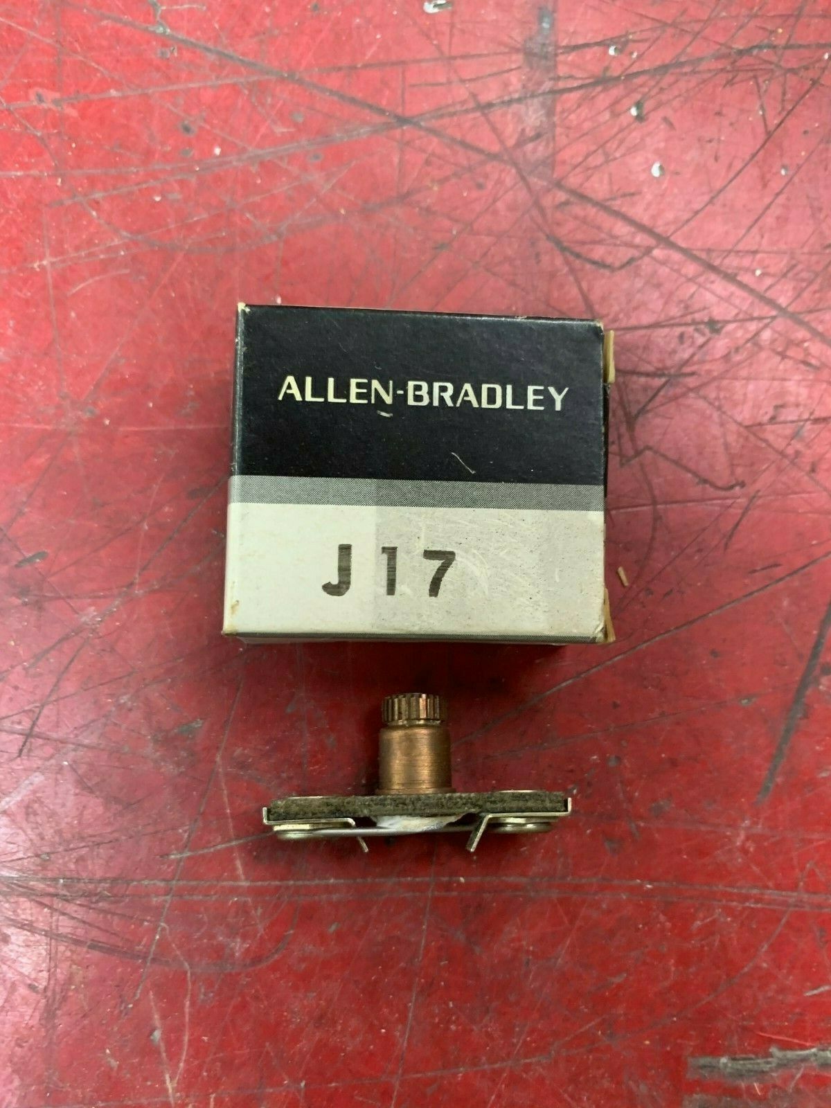 LOT OF 3 NEW IN BOX ALLEN BRADLEY HEATER ELEMENT J17