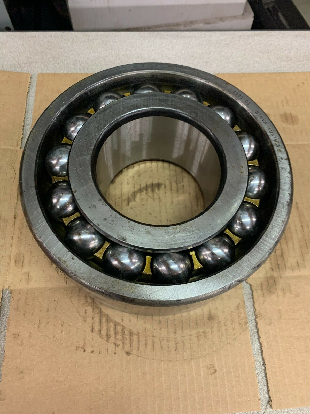 NEW NO BOX STEYR 3320C3 DOUBLE ROW BALL BEARING 3320 C3