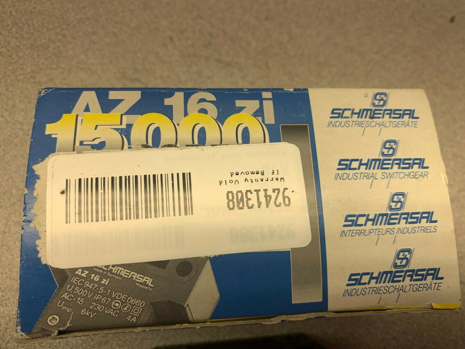 NEW IN BOX SCHMERSAL INTERLOCK SWITCH AZ1612-ZI-B1