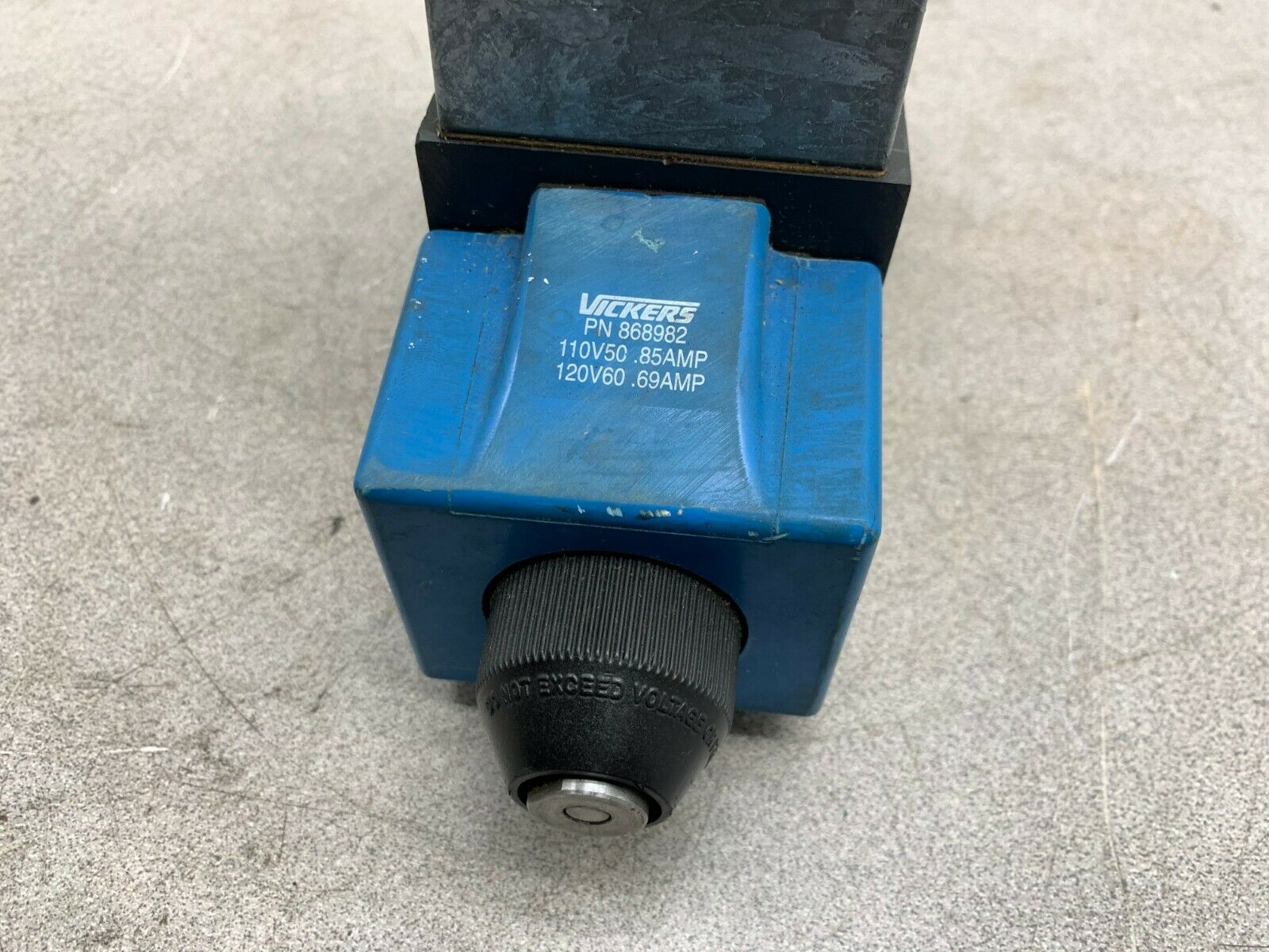 USED VICKERS HYDRAULIC VALVE PBDG4S4L 012N B 60