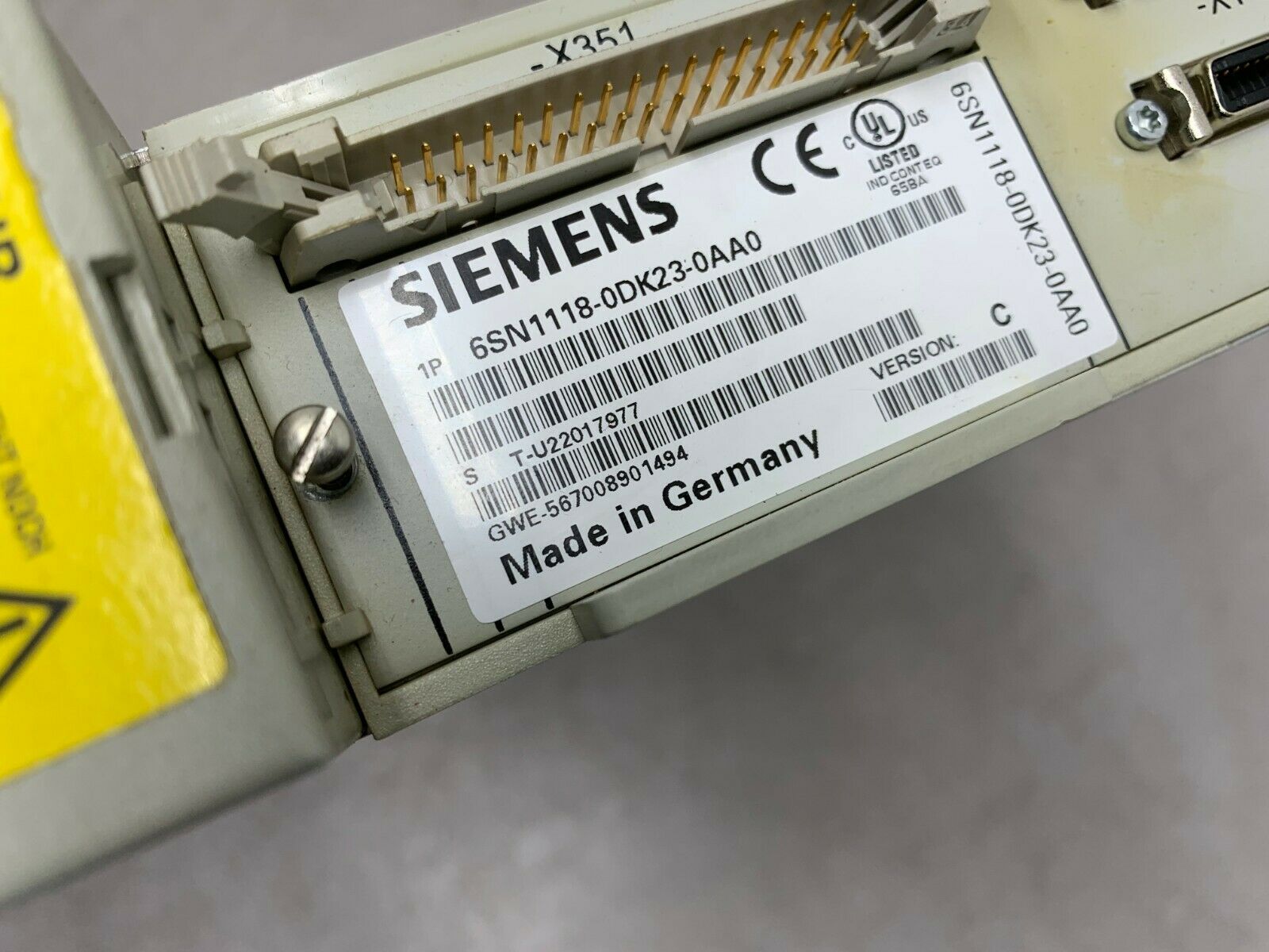 USED SIEMENS SIMODRIVE 6SN1123-1AB00-0BA1 WITH CONTROL CARD 6SN1118-0DK23-0AA0