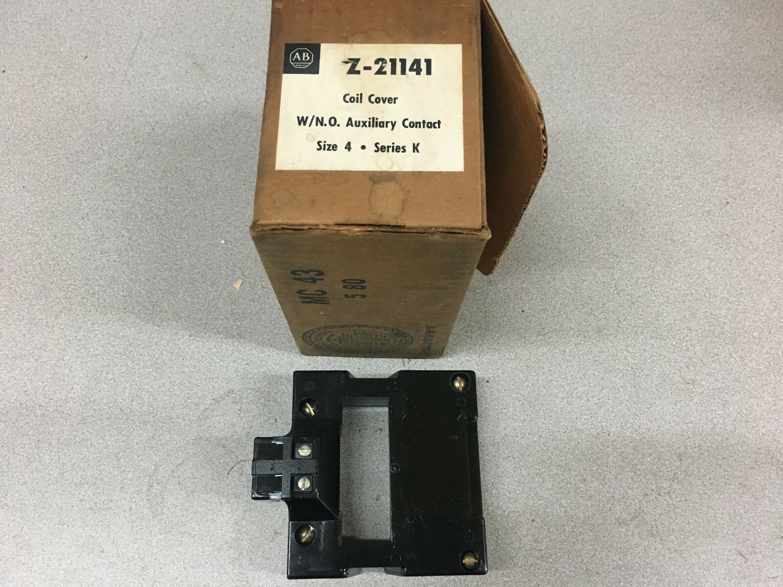 NEW IN BOX ALLEN BRADLEY AUXILIARY CONTACT Z-21141 SERIES K