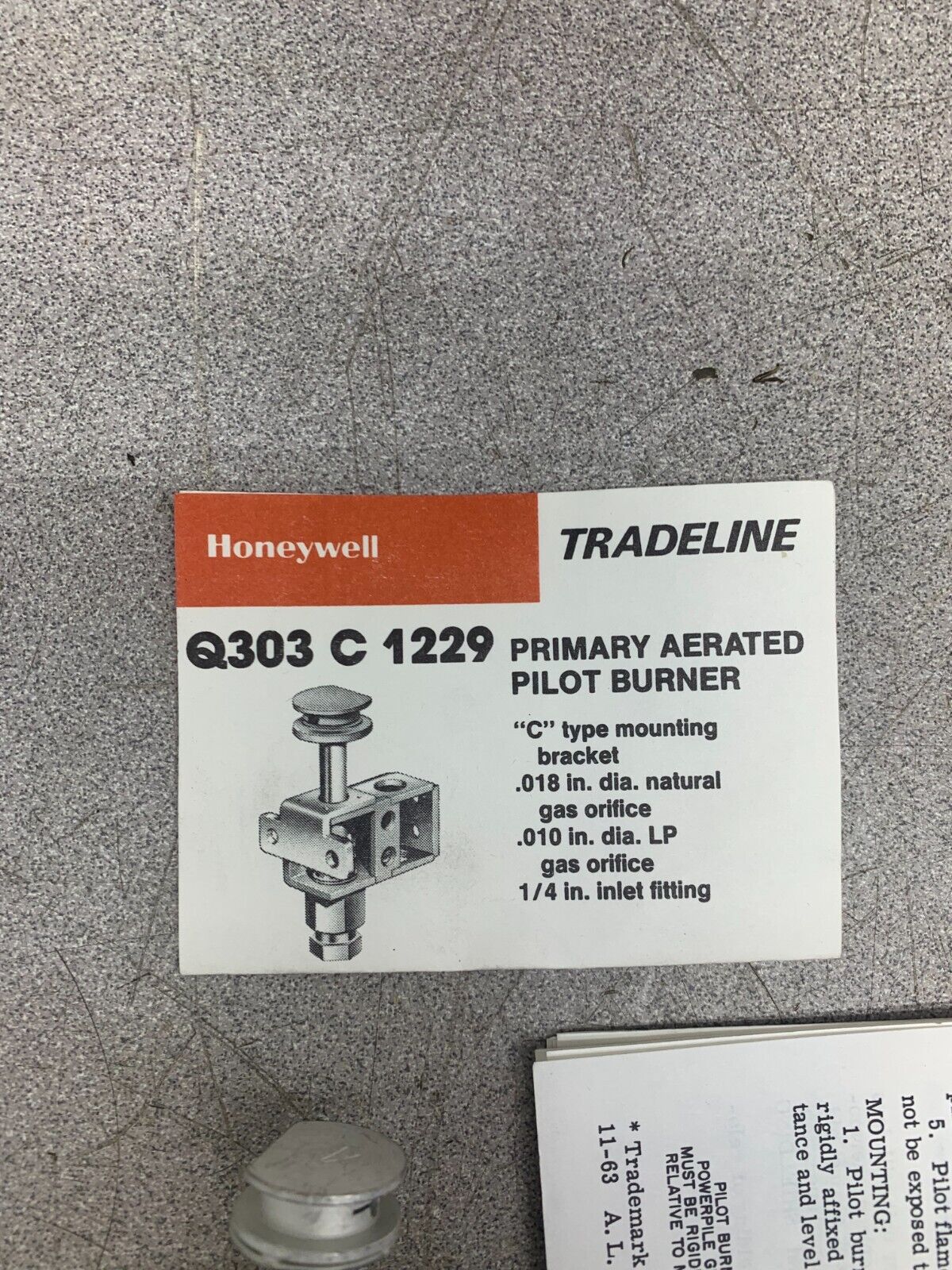 NEW NO BOX HONEYWELL PRIMARY AERATED PILOT BURNER Q303 C 1229