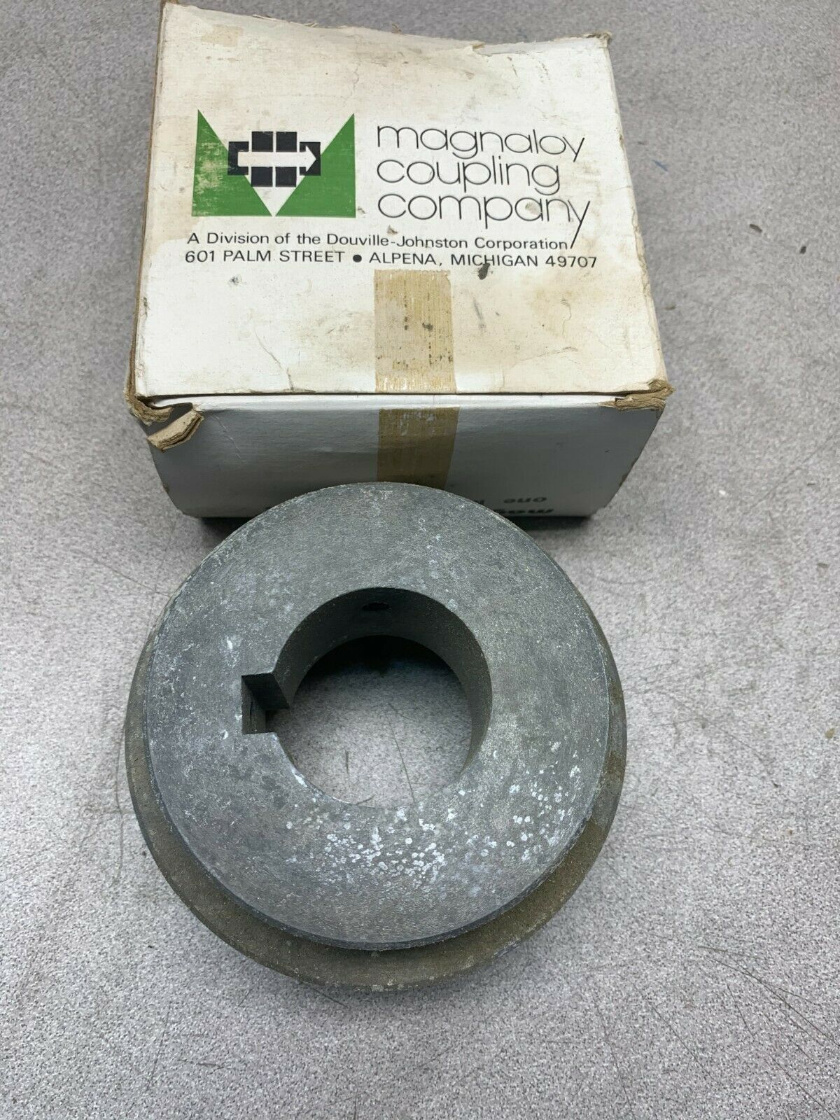 NEW IN BOX MAGNOLOY COUPLING 500