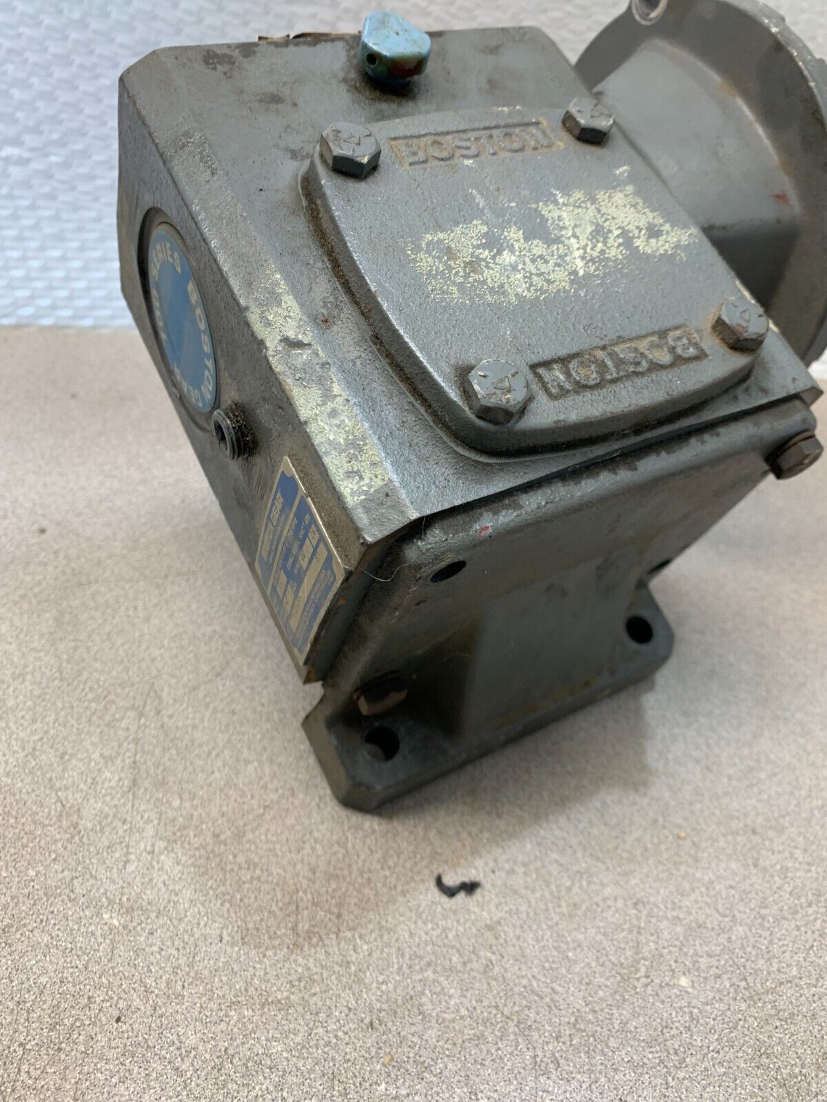 USED BOSTON GEAR SPEED REDUCER 60:1 RATIO F718-60-B5-J