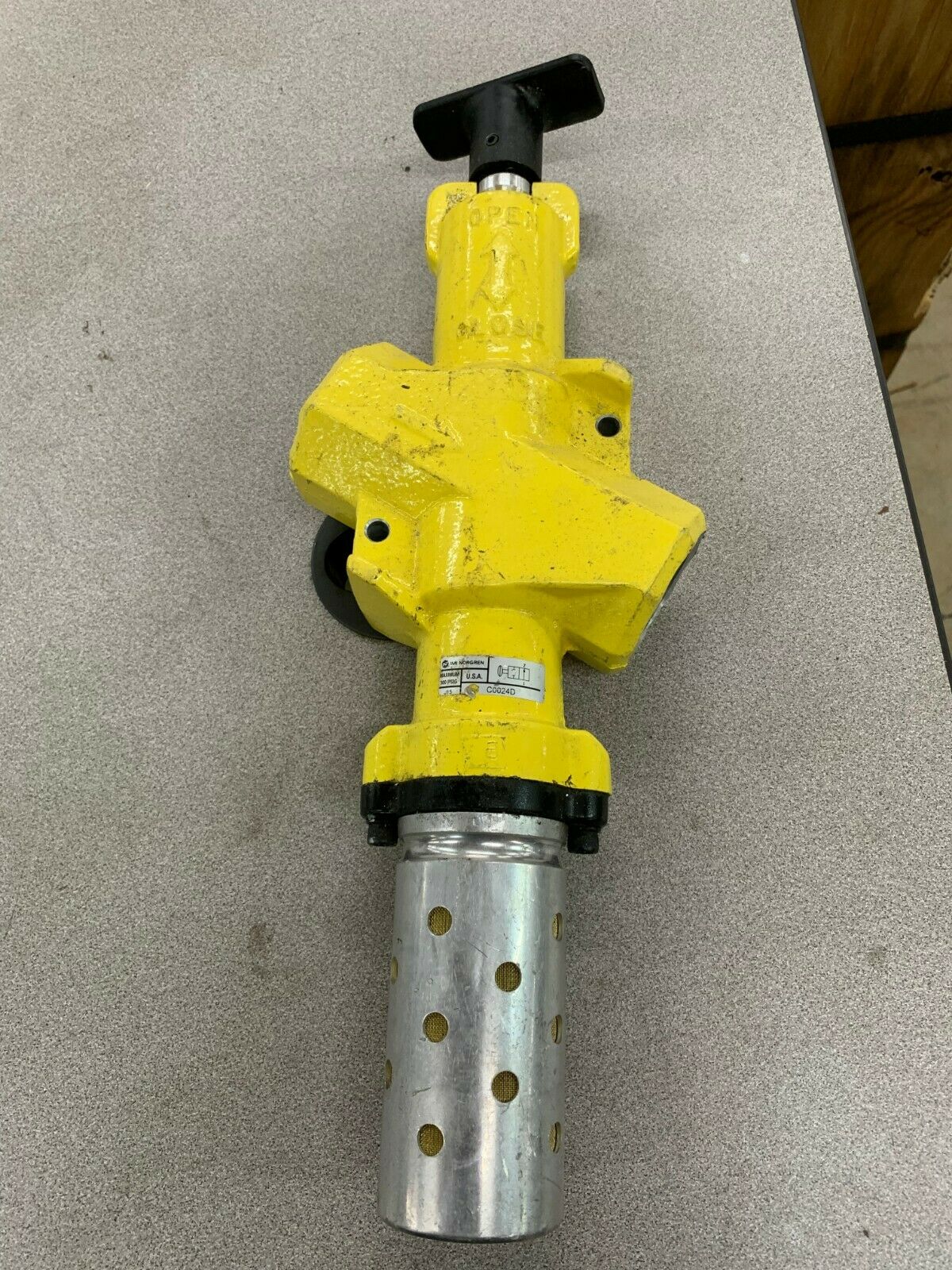 USED NORGREN LOCKOUT VALVE C0024D