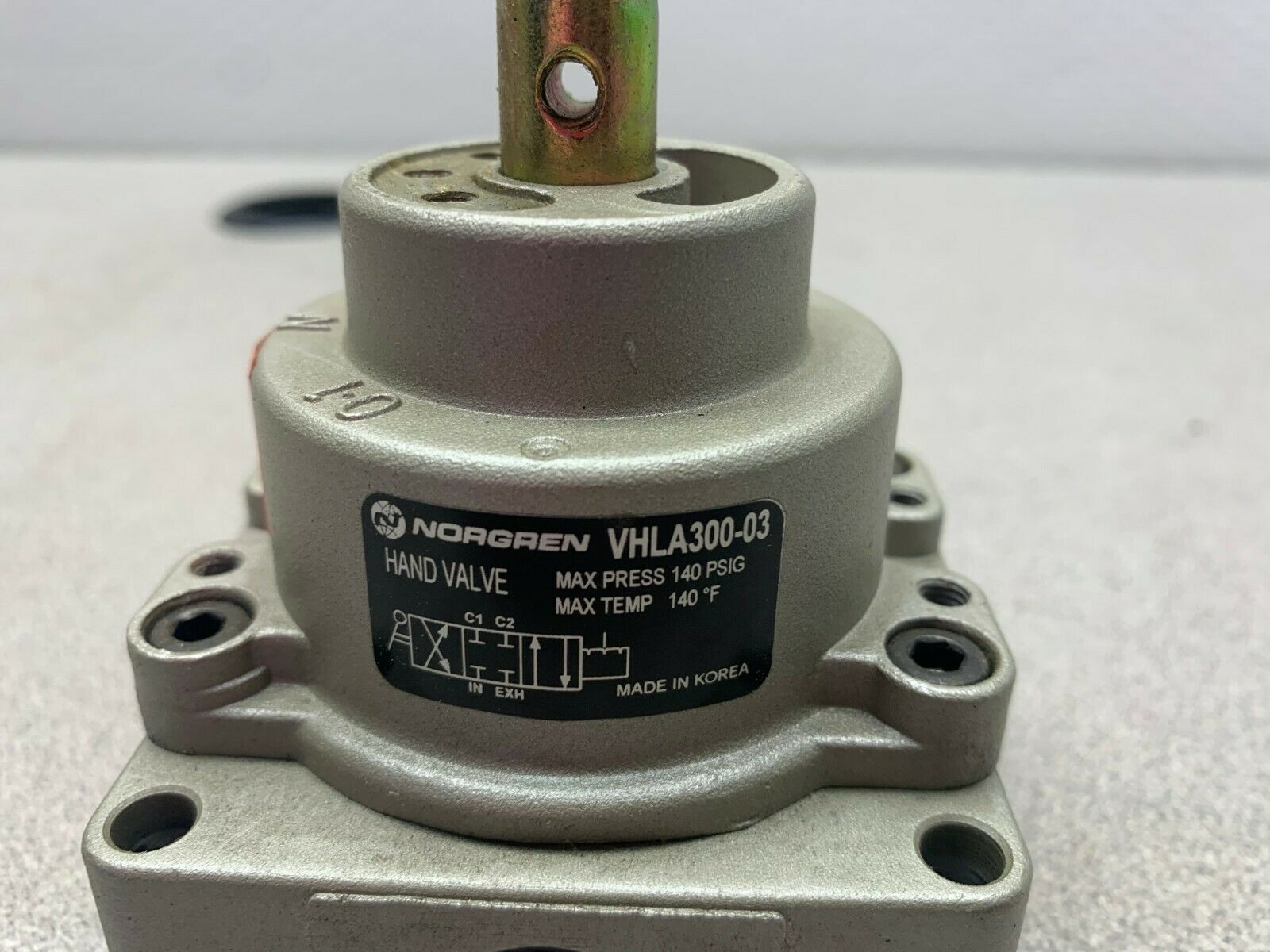 NEW NO BOX NORGREN VALVE VHLA300-03