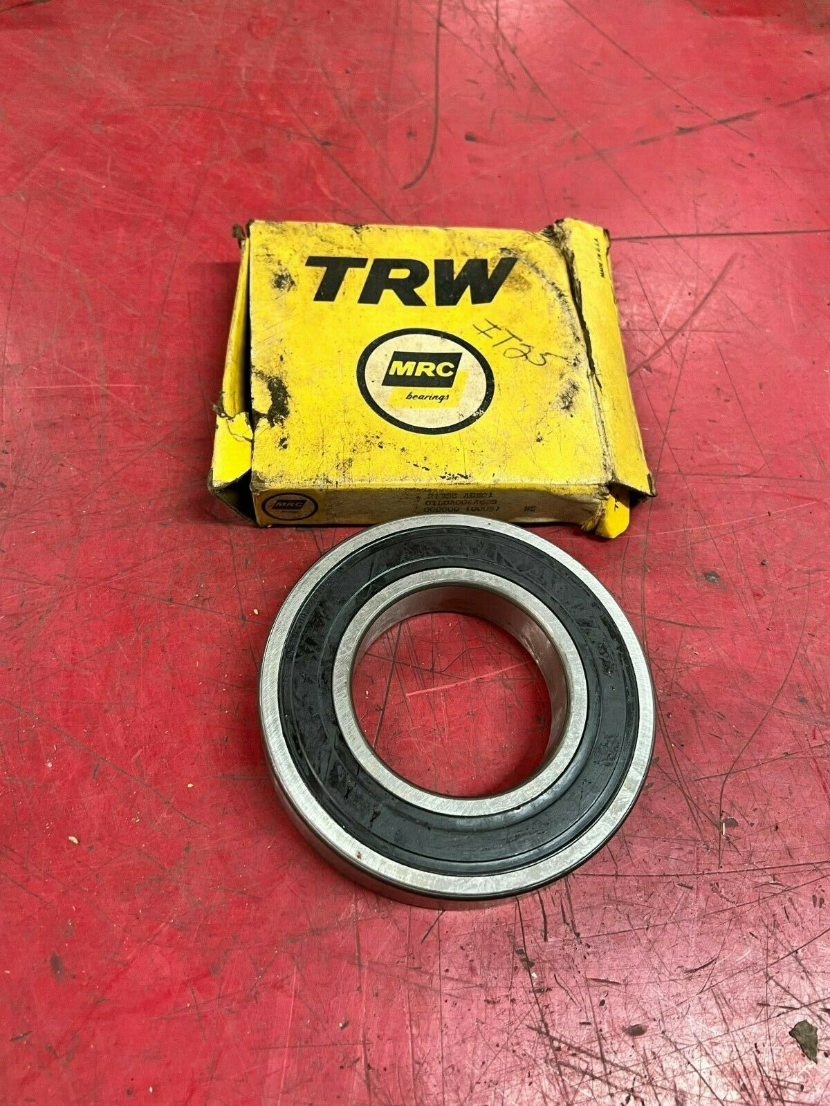 NEW IN BOX TRW/MRC BALL BEARING 213SZ ABEC1