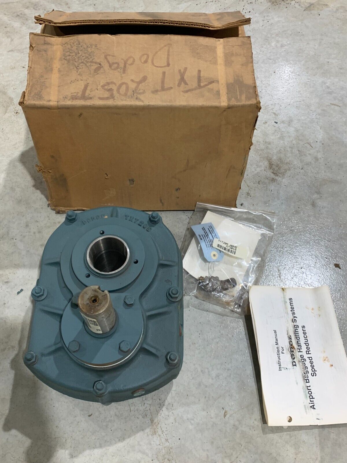 NEW IN BOX DODGE 252120 TORQUE ARM SPEED ABHS REDUCER TXT205T ABHS205