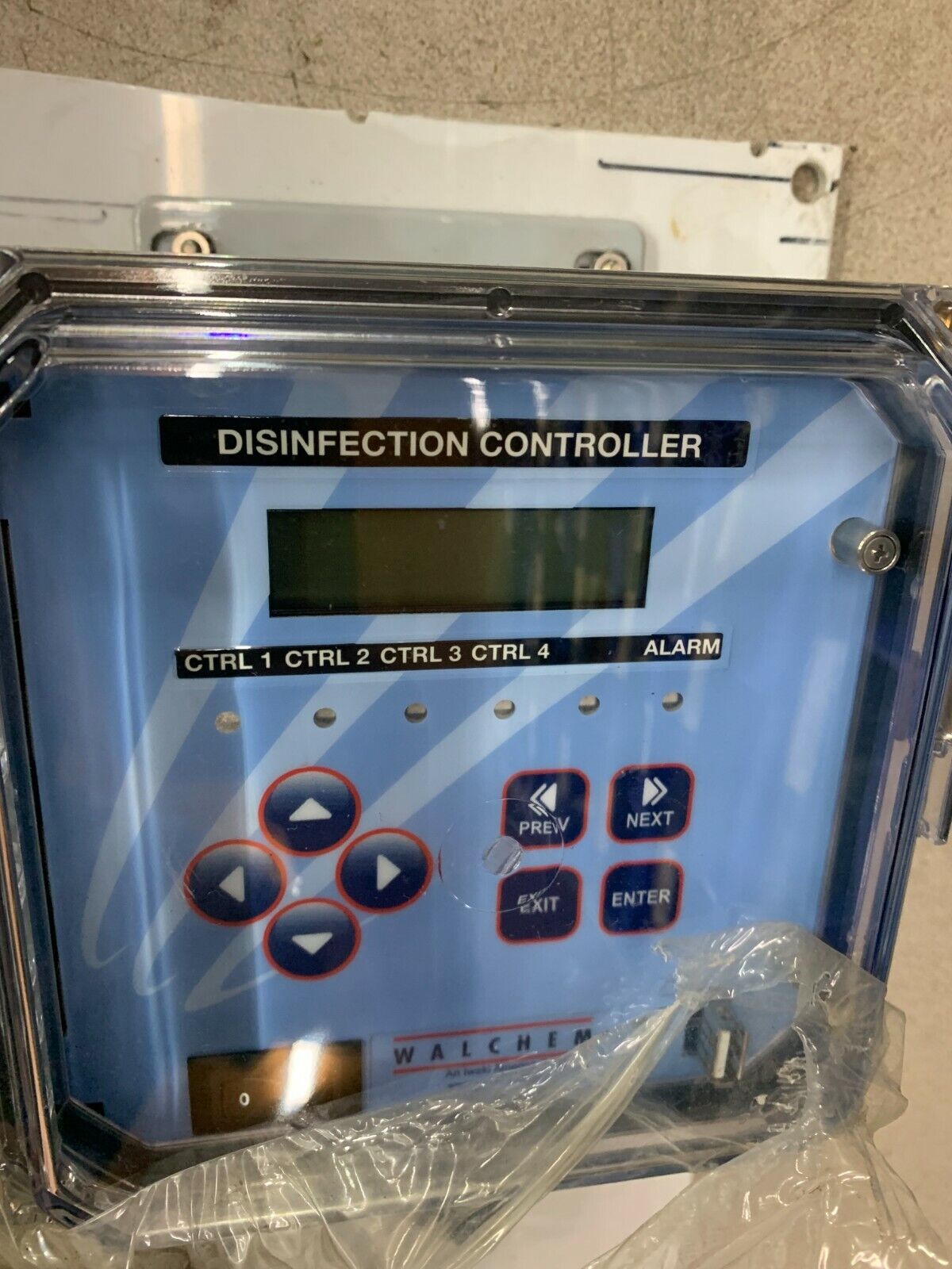 USED WALCHEM DISINFECTION CONTROLLER WDIS410-1NBU