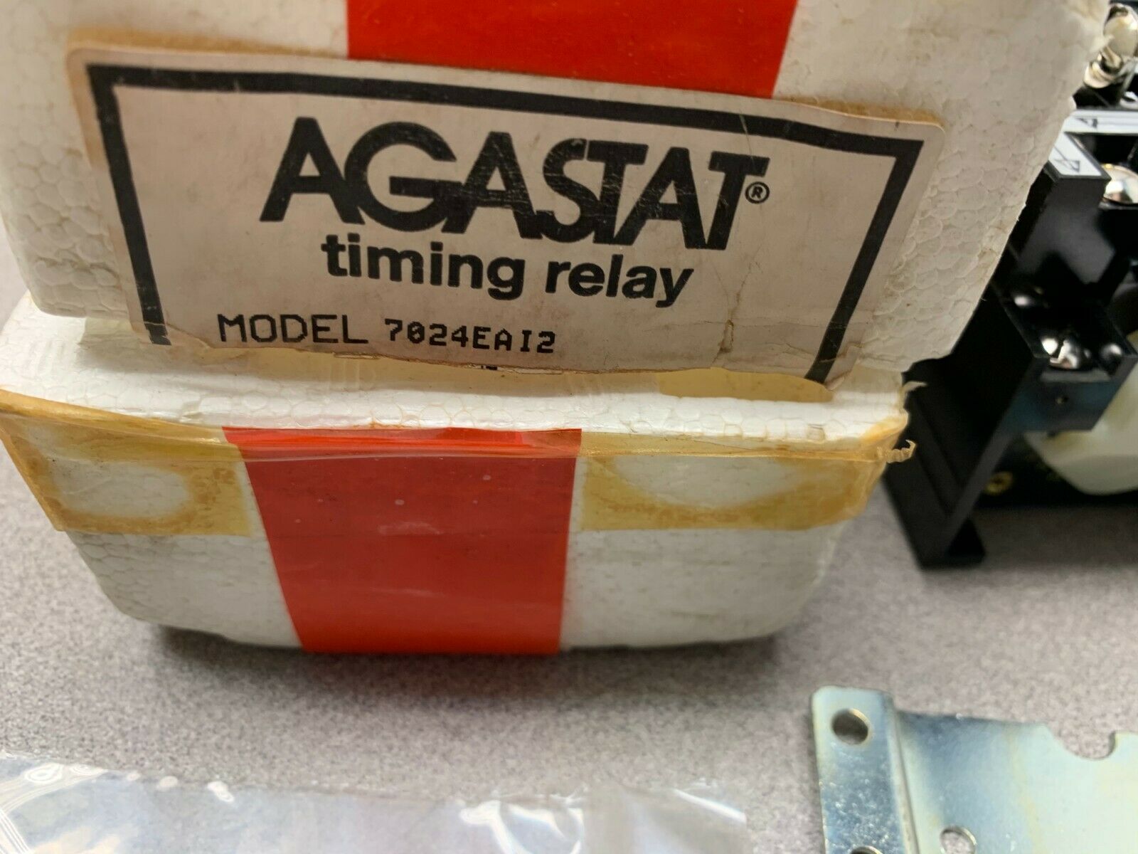 NEW AGASTAT 24V. TIMER .1-1 SEC. TIMING RELAY 7024EAI2