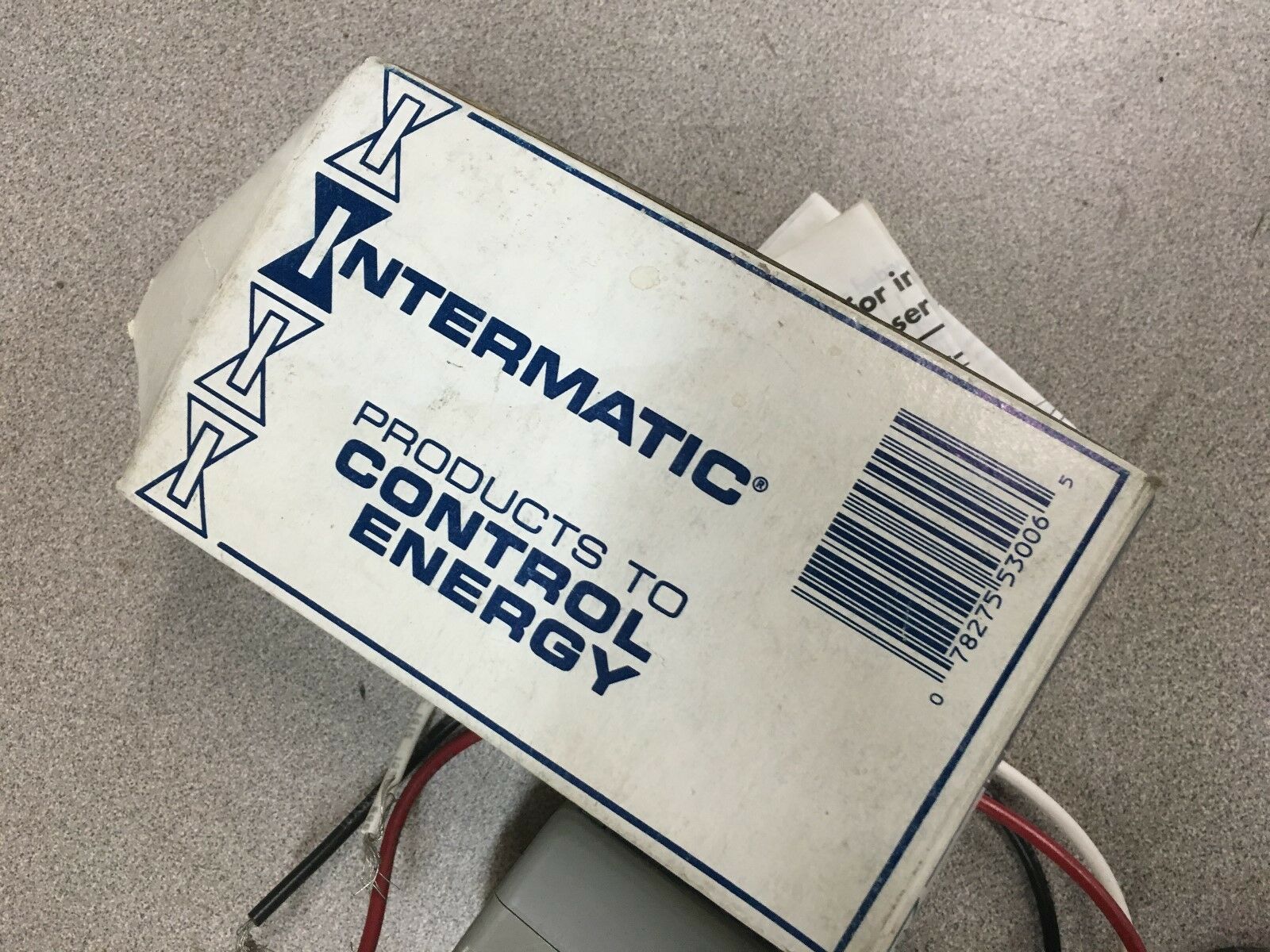 New in box intermatic photo control K4121