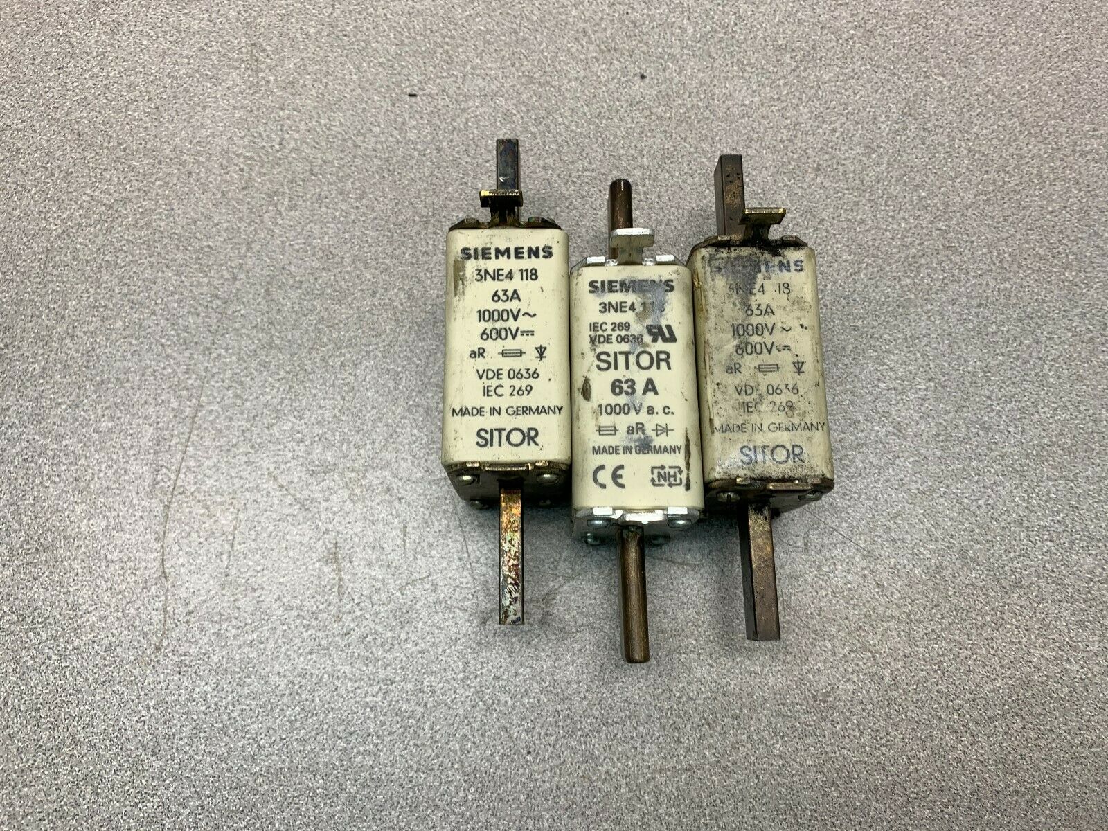 LOT OF 3 USED SIEMENS FUSE 3NE4118