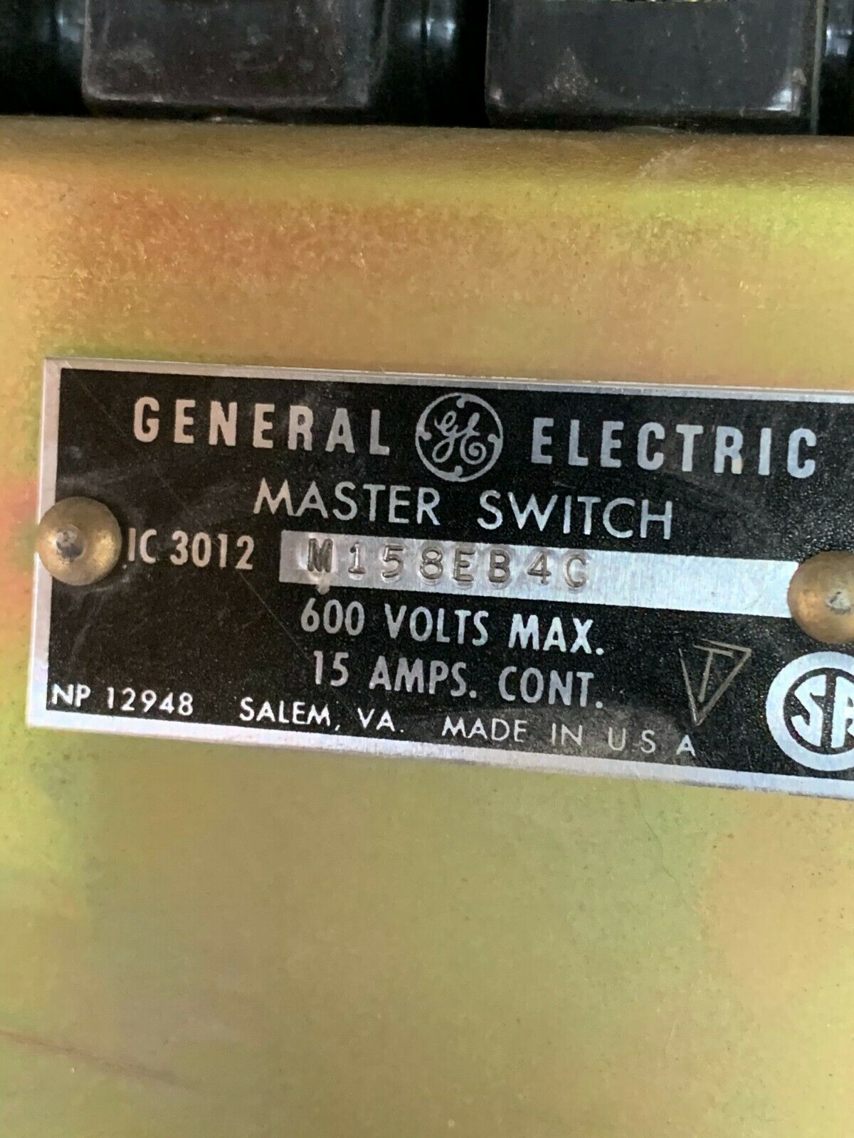 NEW NO BOX GENERAL ELECTRIC MASTER SWITCH IC 3012 M158EB4C