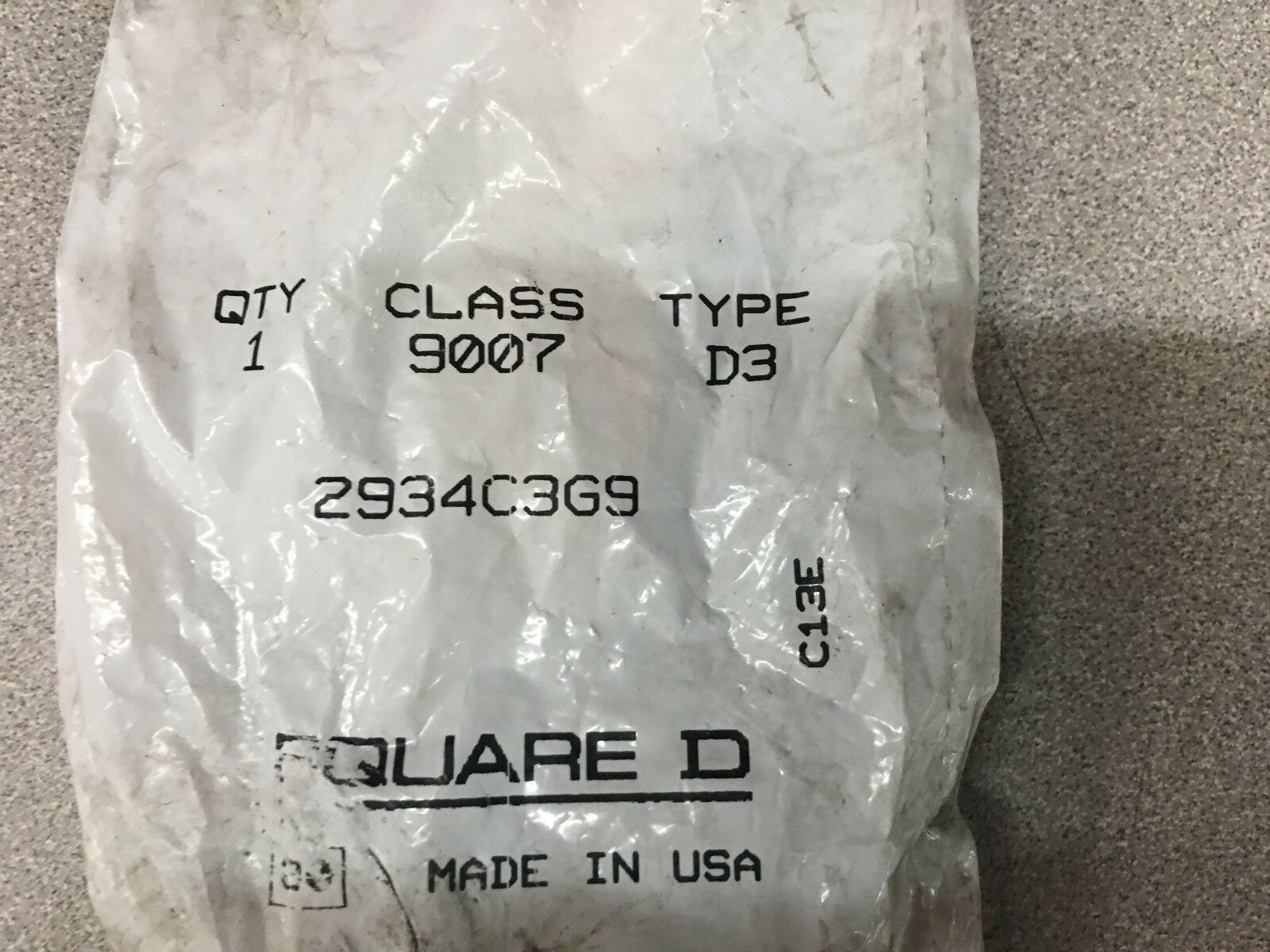 NEW IN PACKAGE SQUARE D ROLLER LEVER 9007 D3