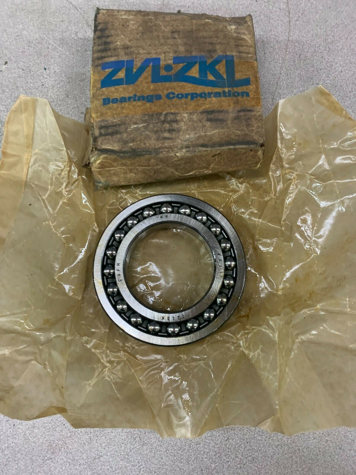 NEW IN BOX ZKL SELF ALIGNING BALL BEARING 1215K