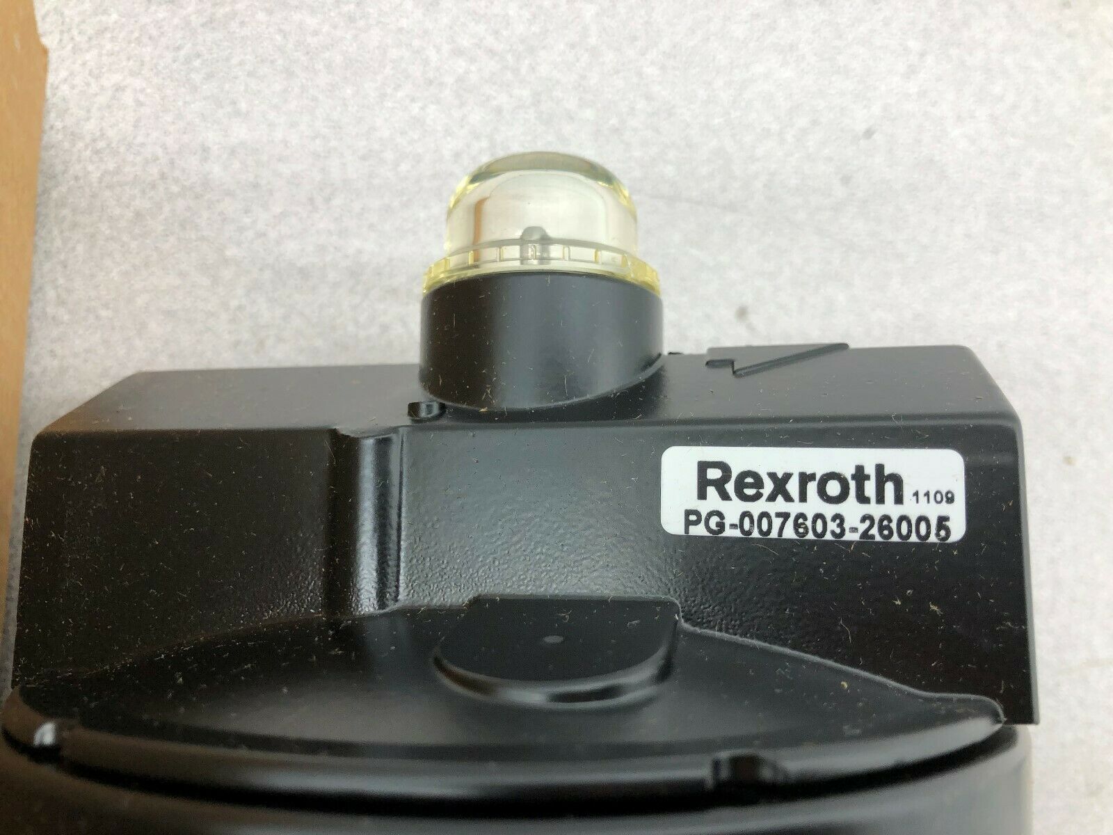 NEW IN BOX REXROTH 3/4 NPT PNEUMATIC LUBRICATOR PG-007603-26005