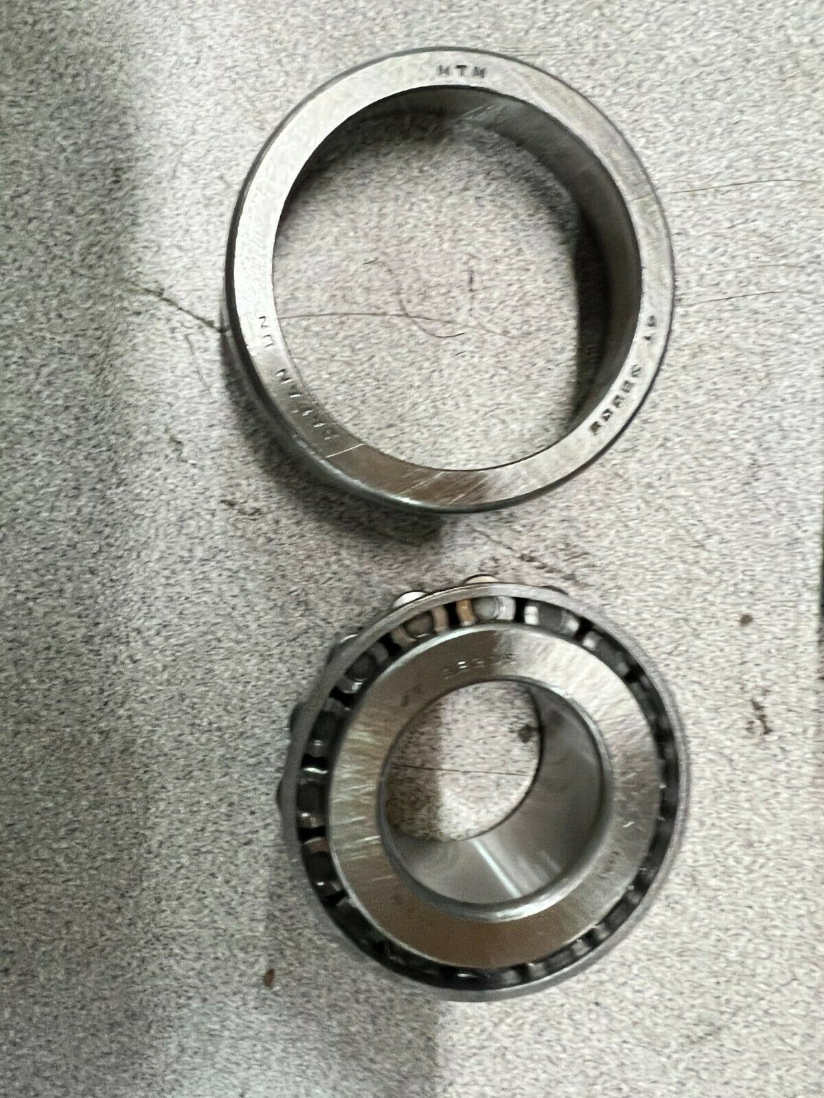 NEW IN BOX NTN BEARING WITH RACE 4T-32205