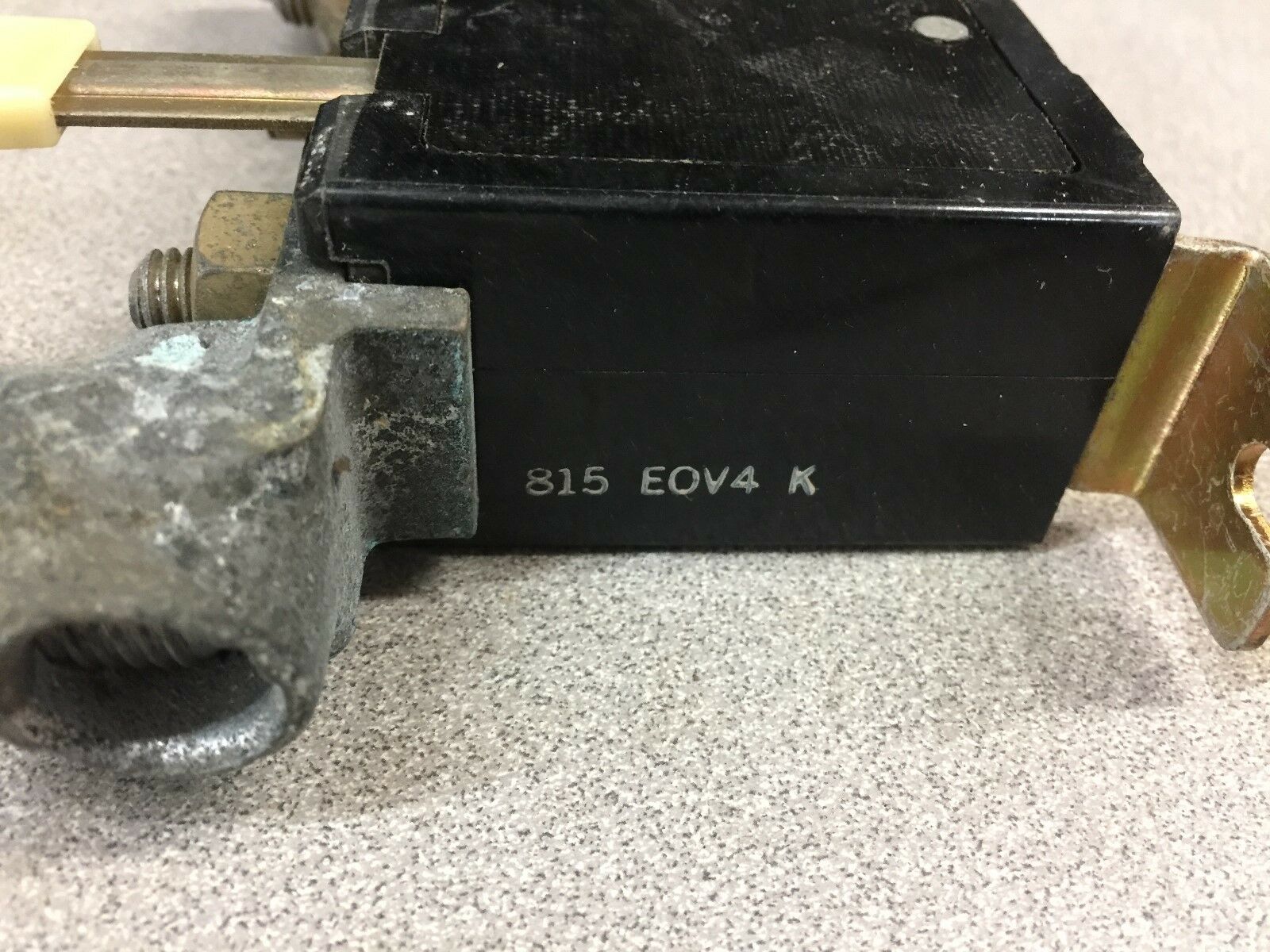 NEW NO BOX ALLEN BRADLEY SINGLE POLE OVERLOAD RELAY 815-EOV4-K