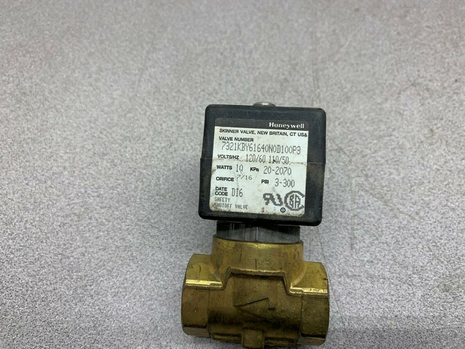 NEW NO BOX HONEYWELL VALVE 7321KBY61640ND100P3