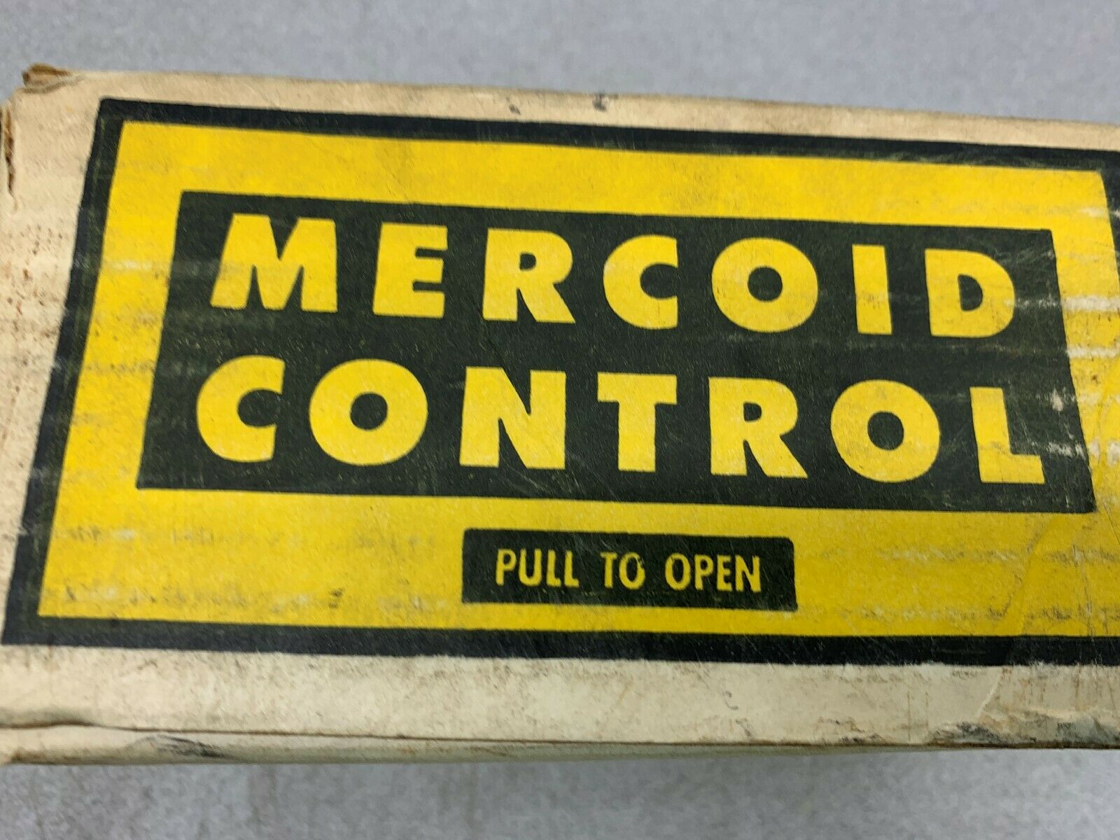 NEW IN BOX MERCOID THERMOSTAT 860-2