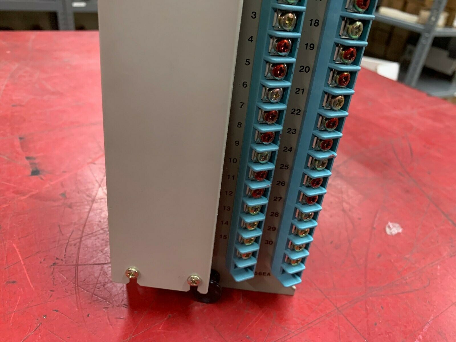 NEW NO BOX YOKOGAWA POWER SUPPLY E7056EA