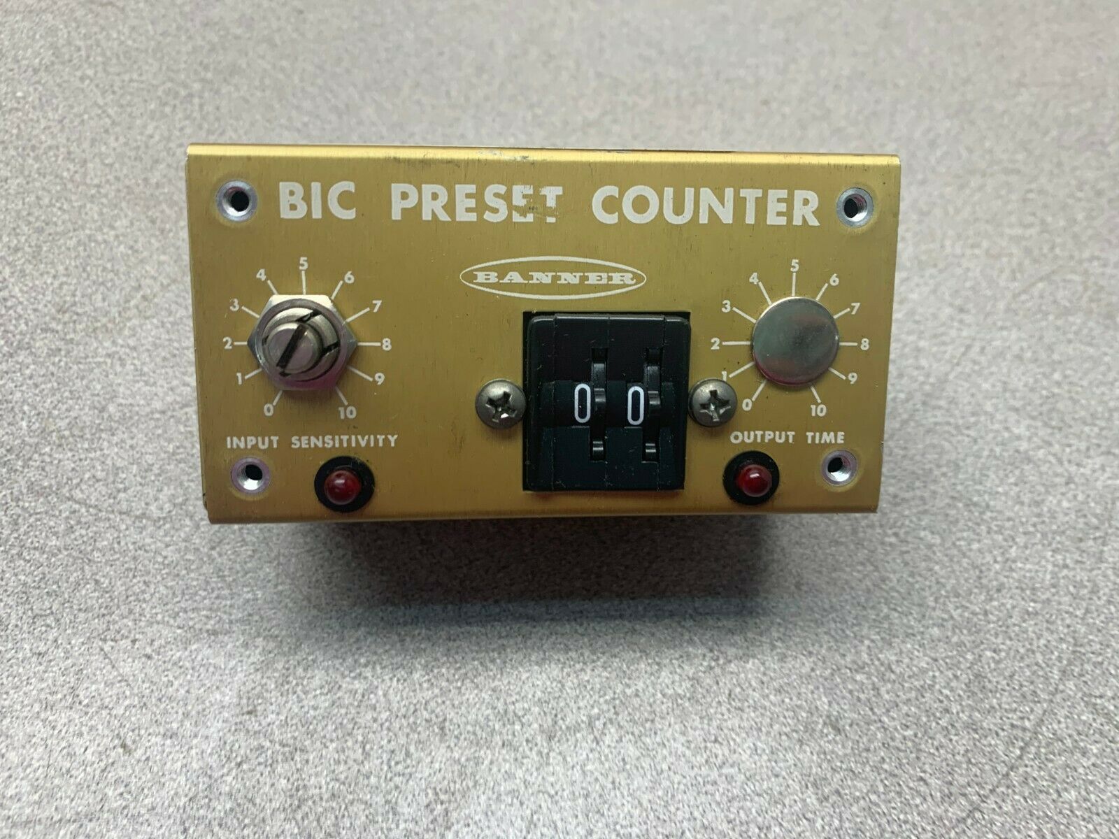 USED BANNER PRESET COUNTER BIC99T