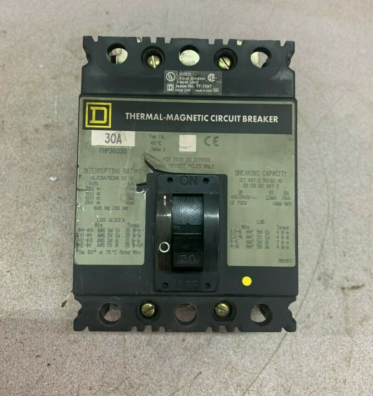 USED SQUARE D 30AMP THERMAL-MAGNETIC CIRCUIT BREAKER FHP36030