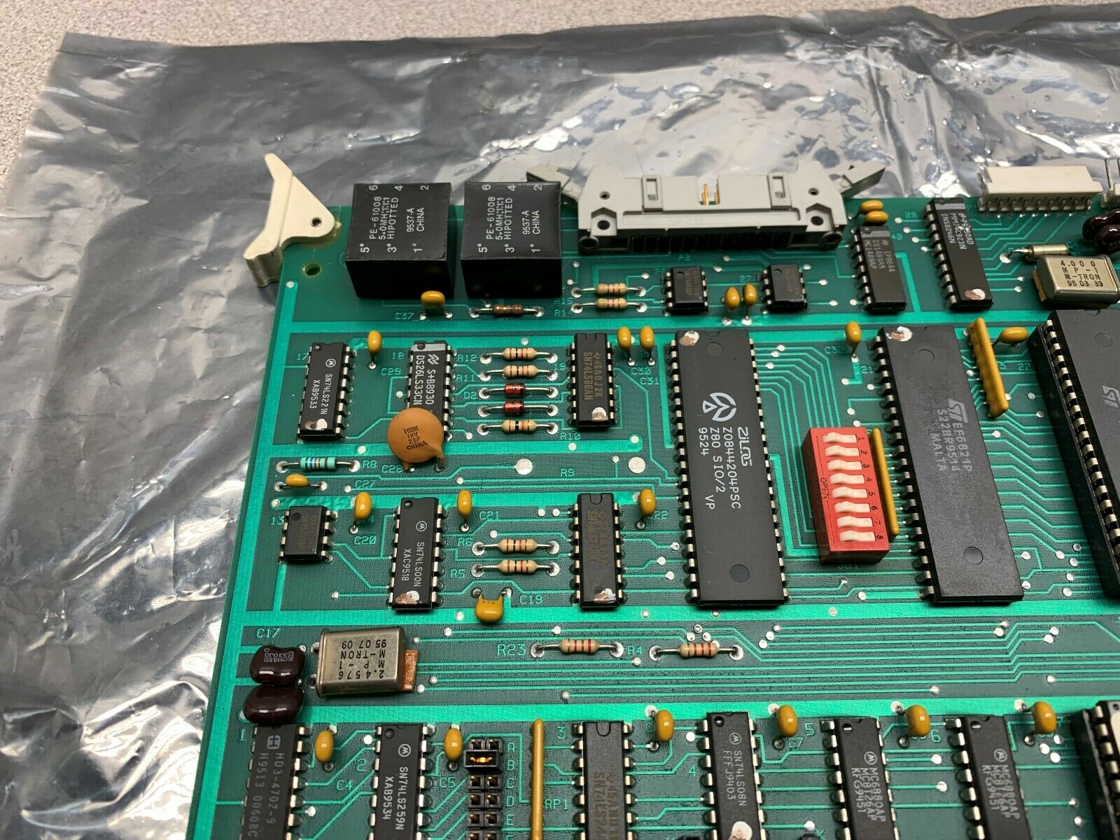 USED MIKUL 15153-1084 CIRCUIT BOARD 6809-5 REV. 2