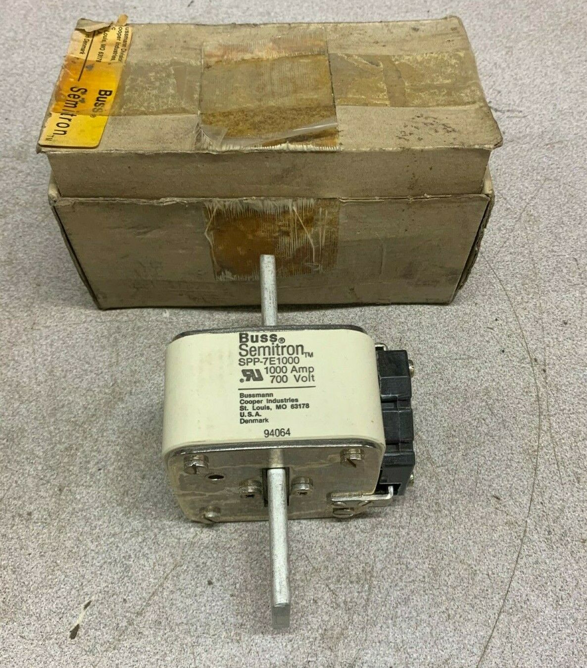 NEW BUSSMANN SEMITRON BUSS 1000AMP FUSE SPP-7E1000