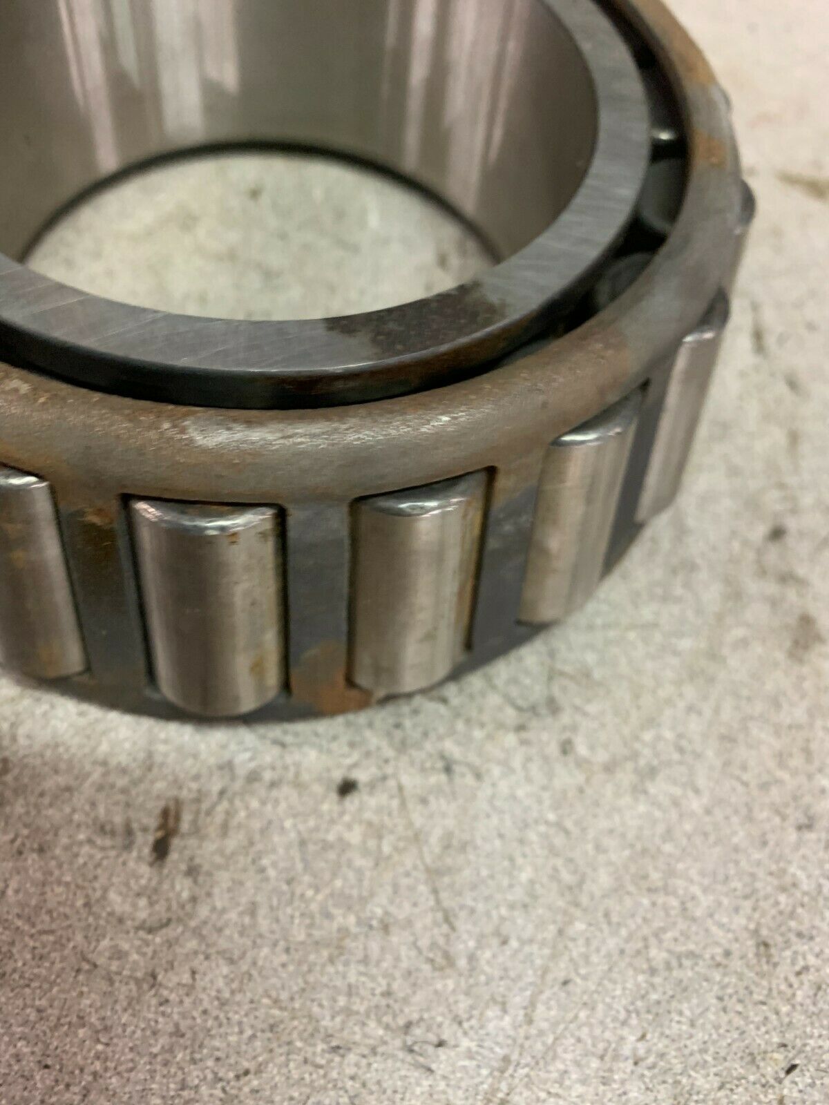 NEW NO BOX TIMKEN TAPERED ROLLER CONE BEARING 749A