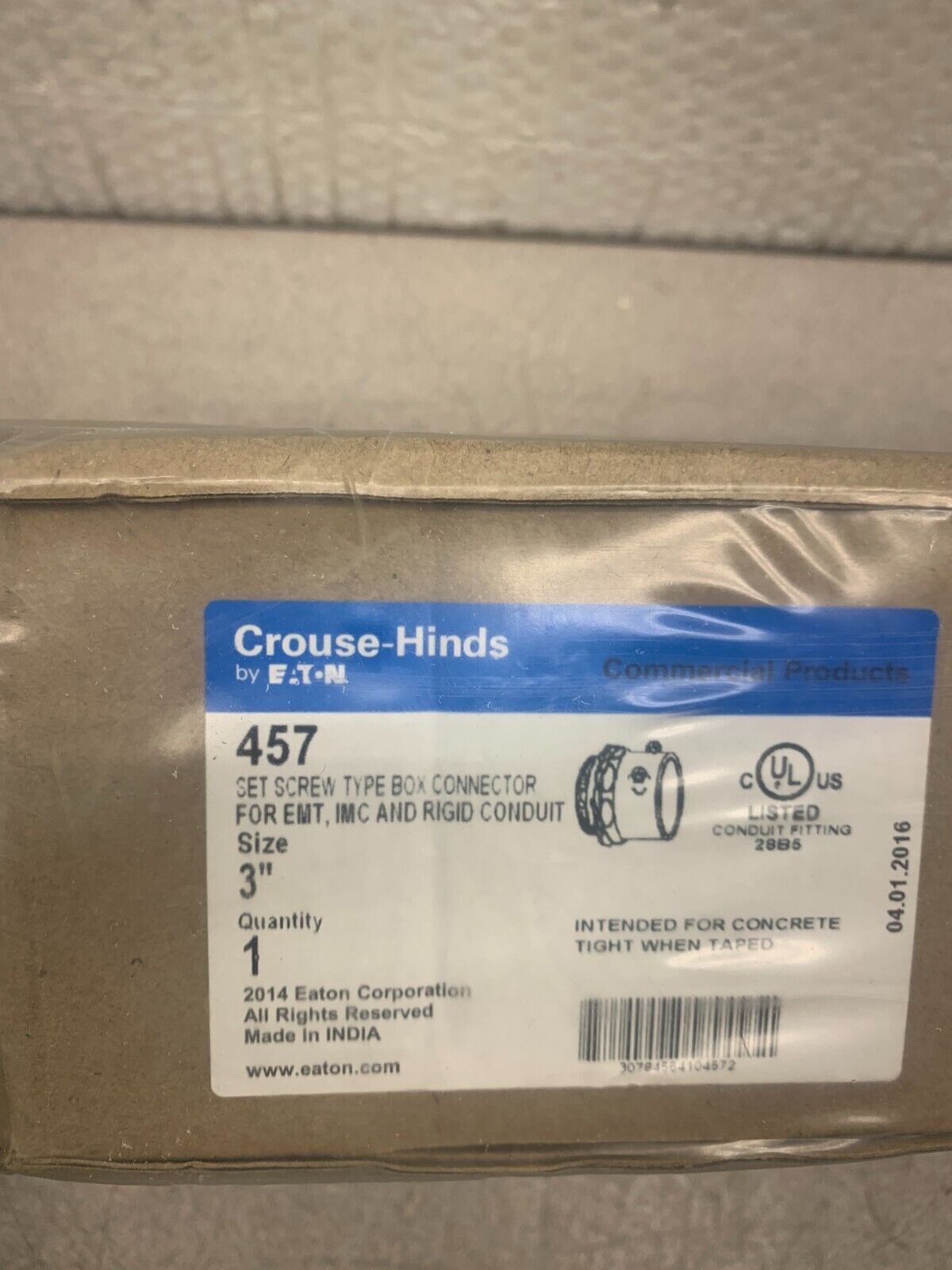 LOT OF 4 NEW IN BOX EATON CROUSE HINDS 3" SET SCREW TYPE BOX CONNECTOR 457