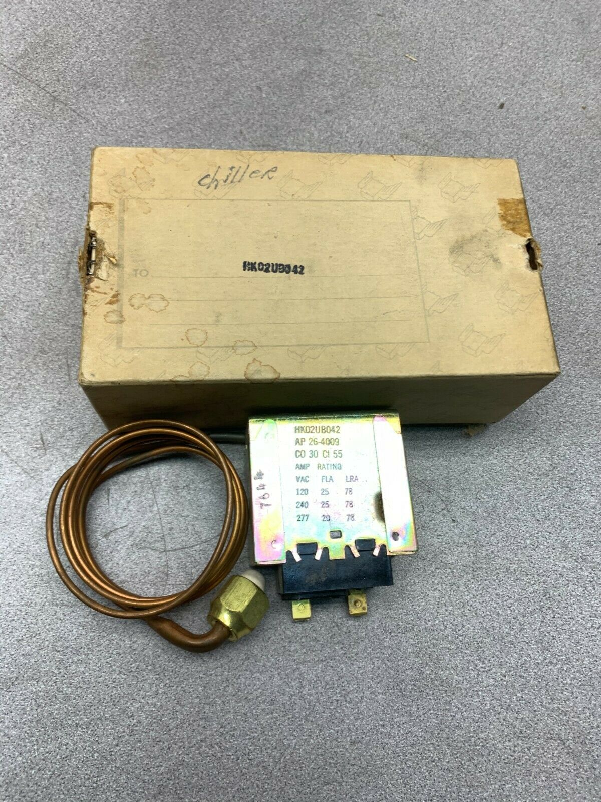 NEW IN BOX CARRIER PRESSURE SWITCH HK02UB042