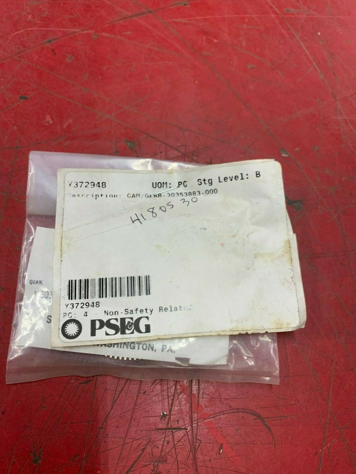 NEW NO BOX HONEYWELL CAM GEAR 30353883-00