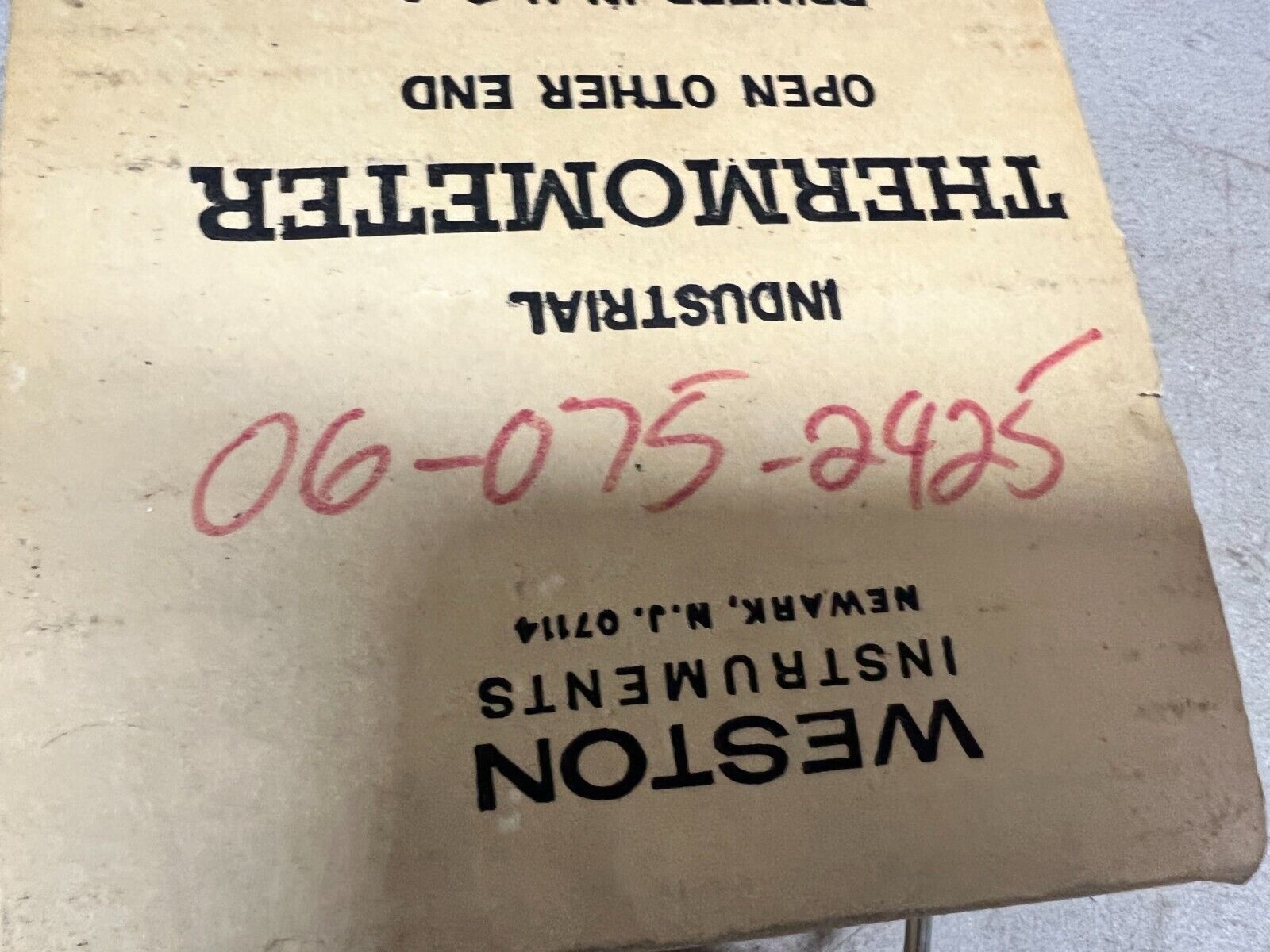 NEW IN BOX WESTON THERMOMETER  4503