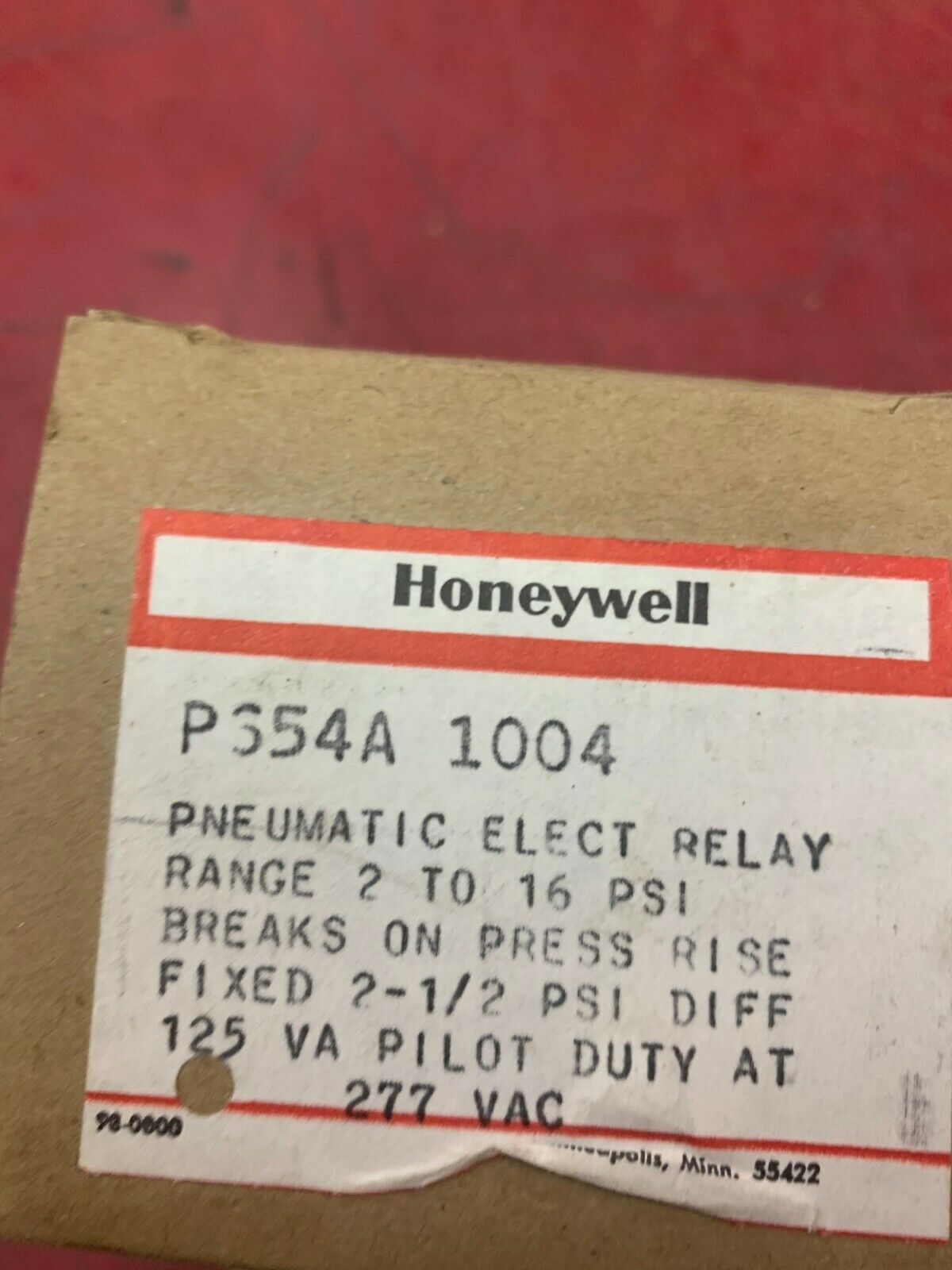 NEW IN BOX HONEYWELL PNEUMATIC RELAY PS54A 1004