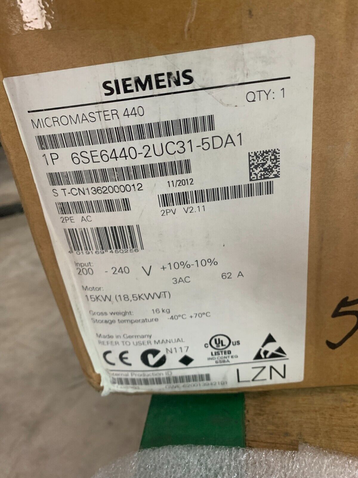 NEW IN BOX SIEMENS MICROMASTER 440 DRIVE 6SE6440-2UC31-5DA1