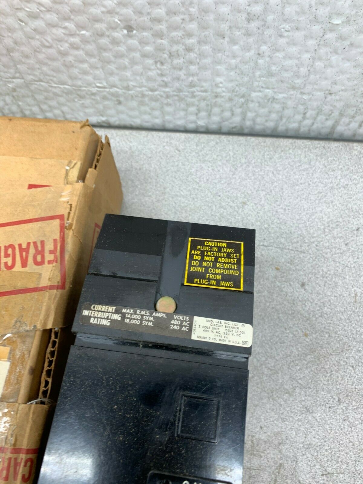 NEW IN BOX SQUARE D 2 POLE 15AMP CIRCUIT BREAKER FA24015AB