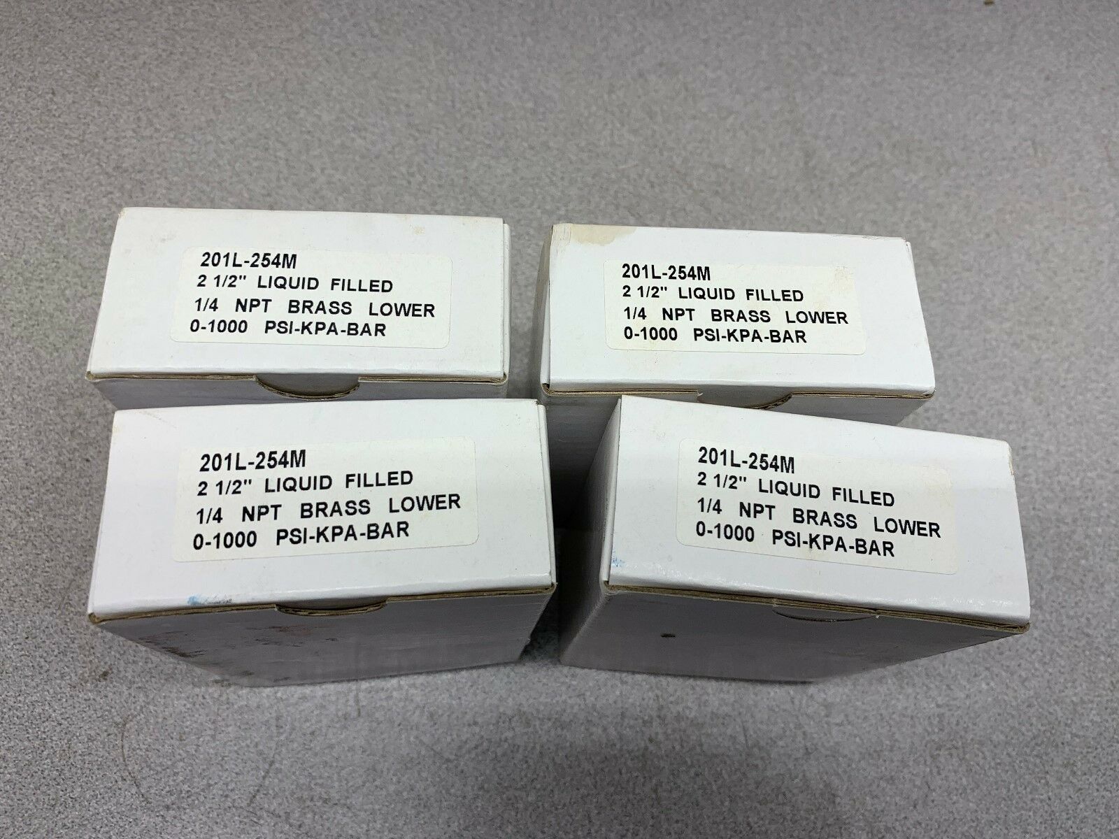 LOT OF 4 NEW IN BOX PRO 0-1000 PSI LIQUID FILLED GAUGE 201L-254M