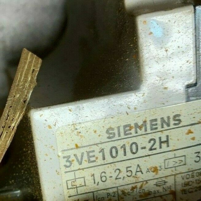 NEW IN BOX SIEMENS STARTER SWITCH 3VE1010-2H