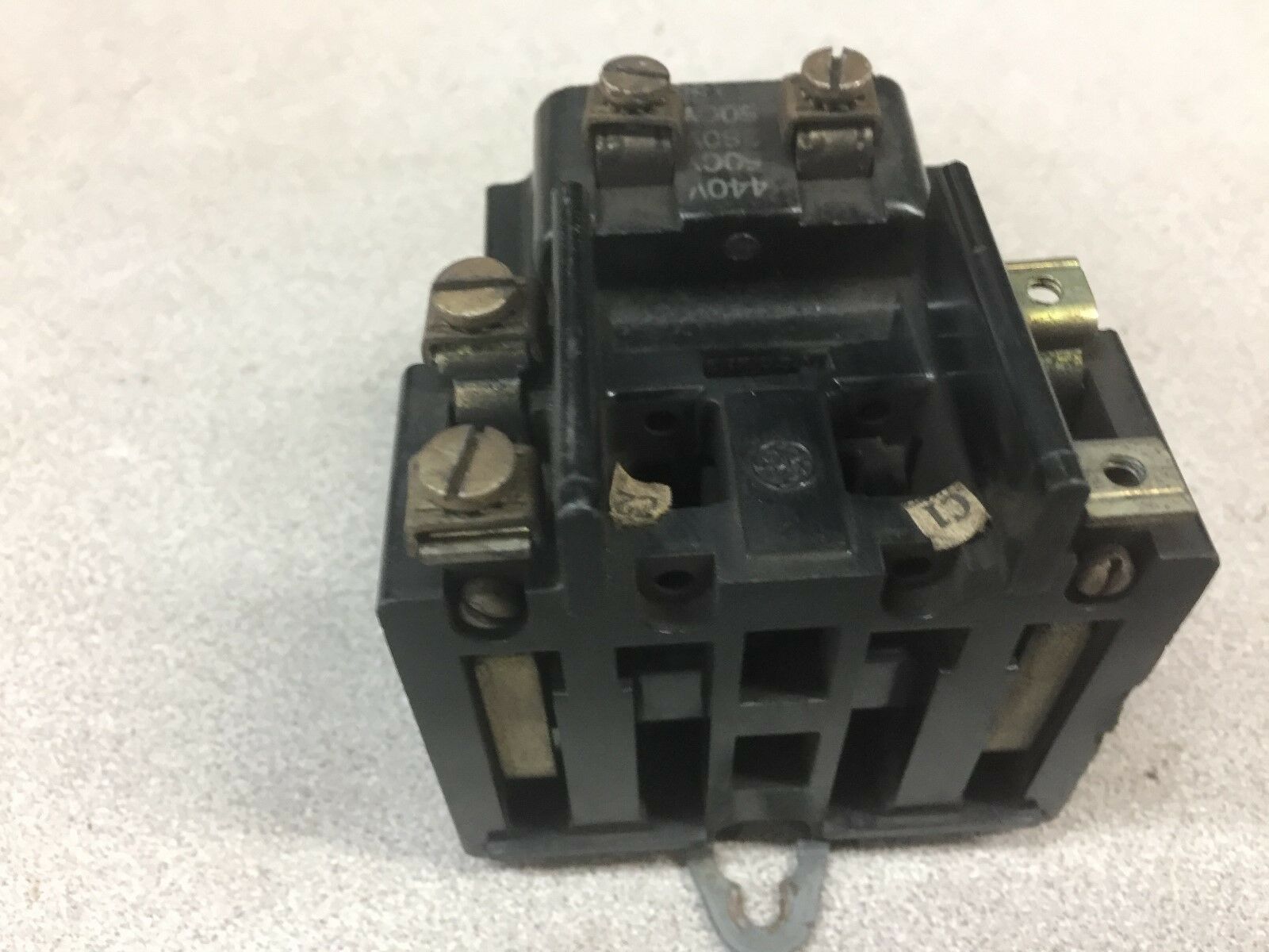 USED GE CONTROL RELAY CR2810A17AA