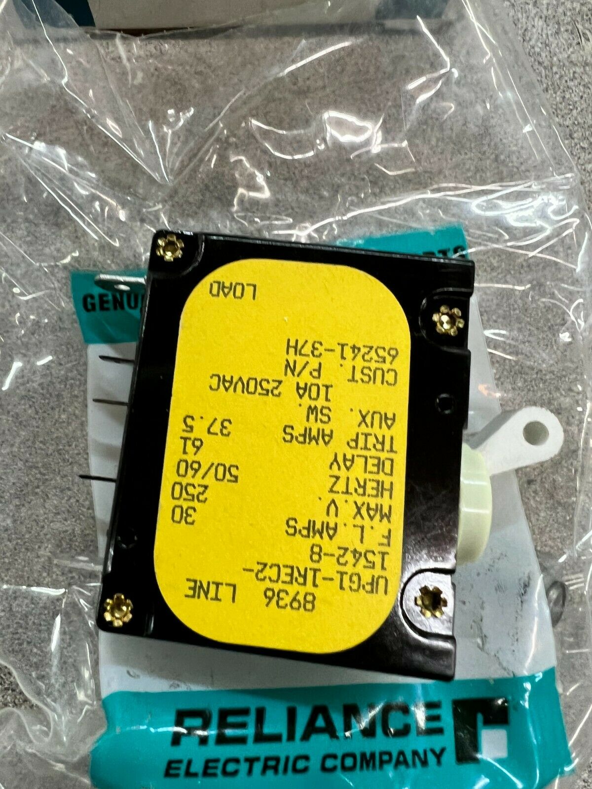 NEW IN BOX RELIANCE CIRCUIT BREAKER 65241-37H