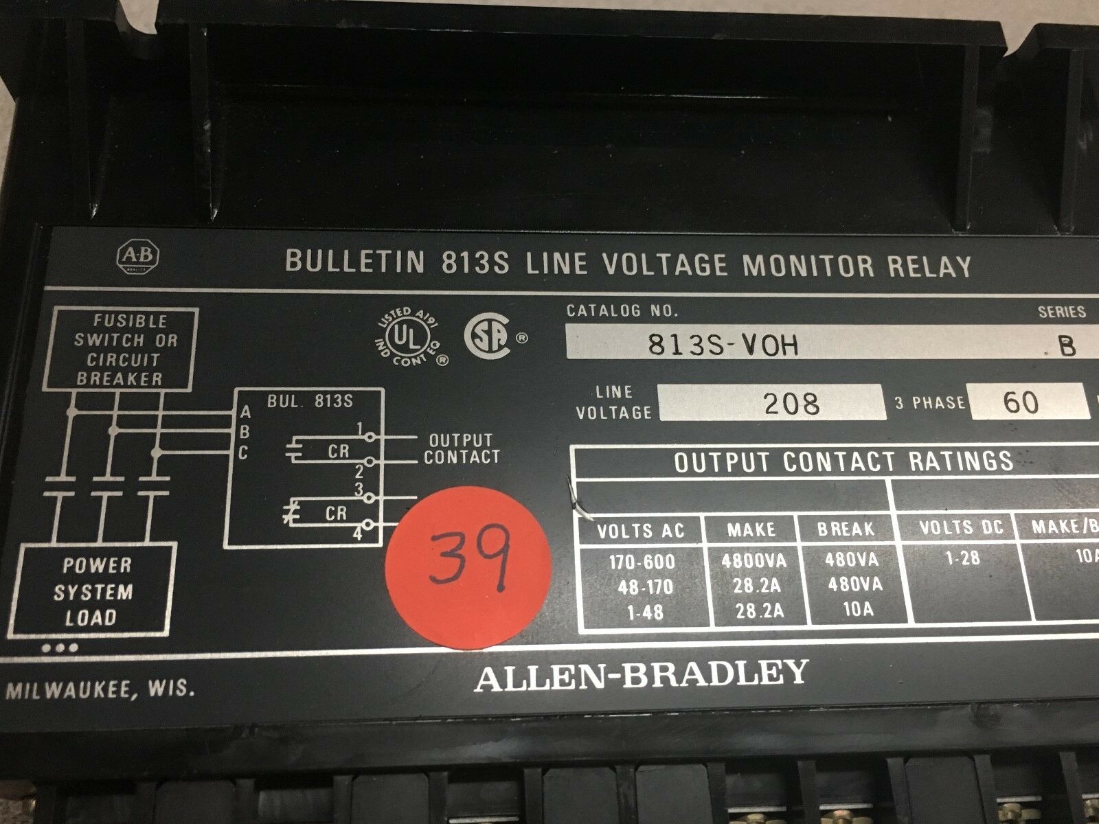 USED ALLEN BRADLEY VOLTAGE RELAY 813S-VOH