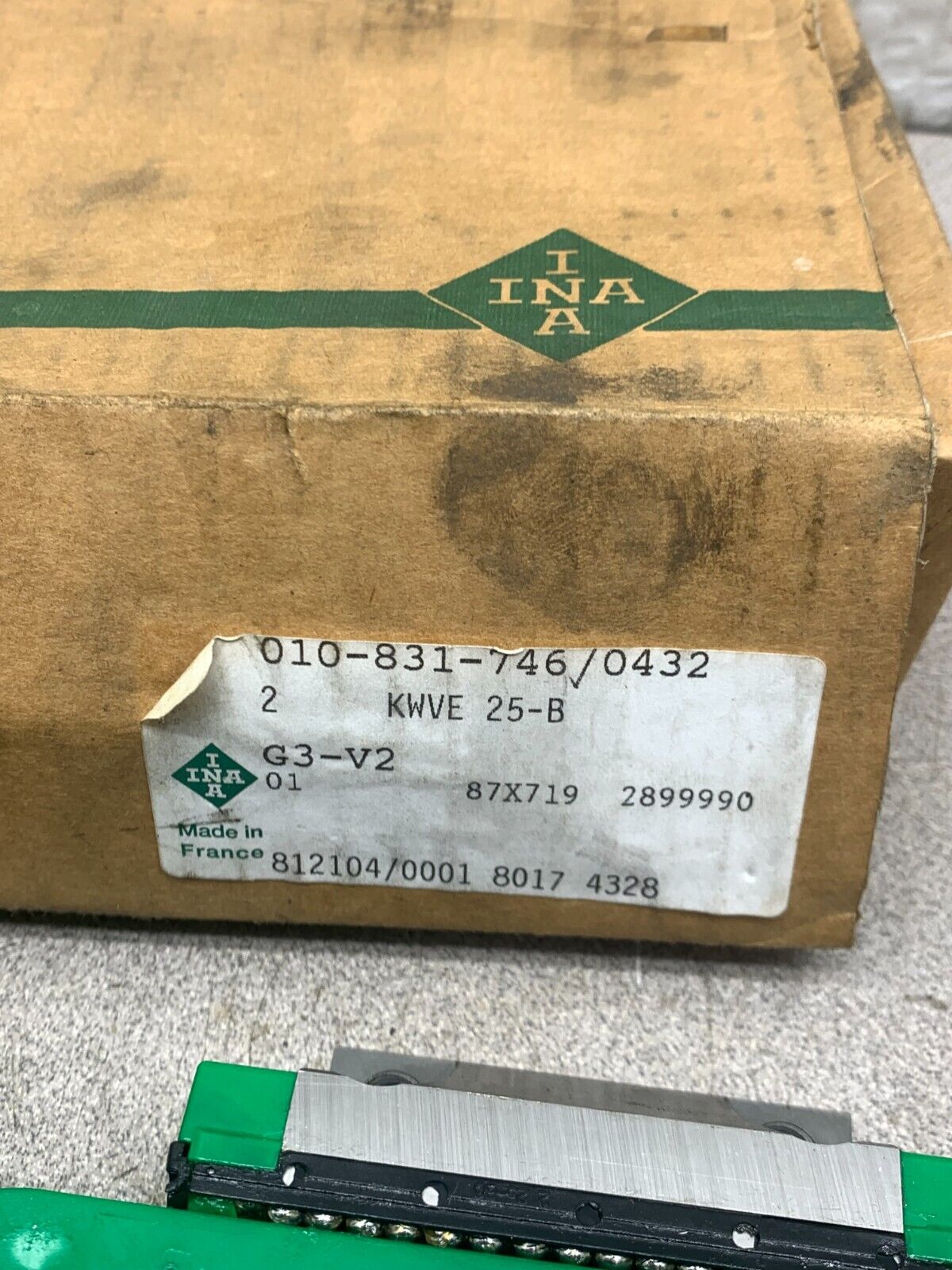 NEW BOX OF 2 INA LINEAR BLOCK BEARINGS KWVE 25-B G3-V2