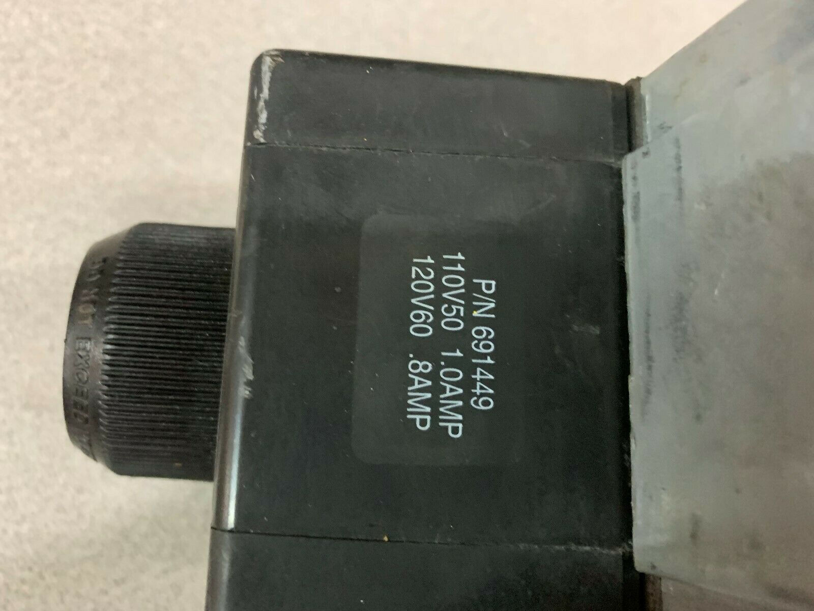 NEW NO BOX DOUBLE A  VALVE QF5TT10A3