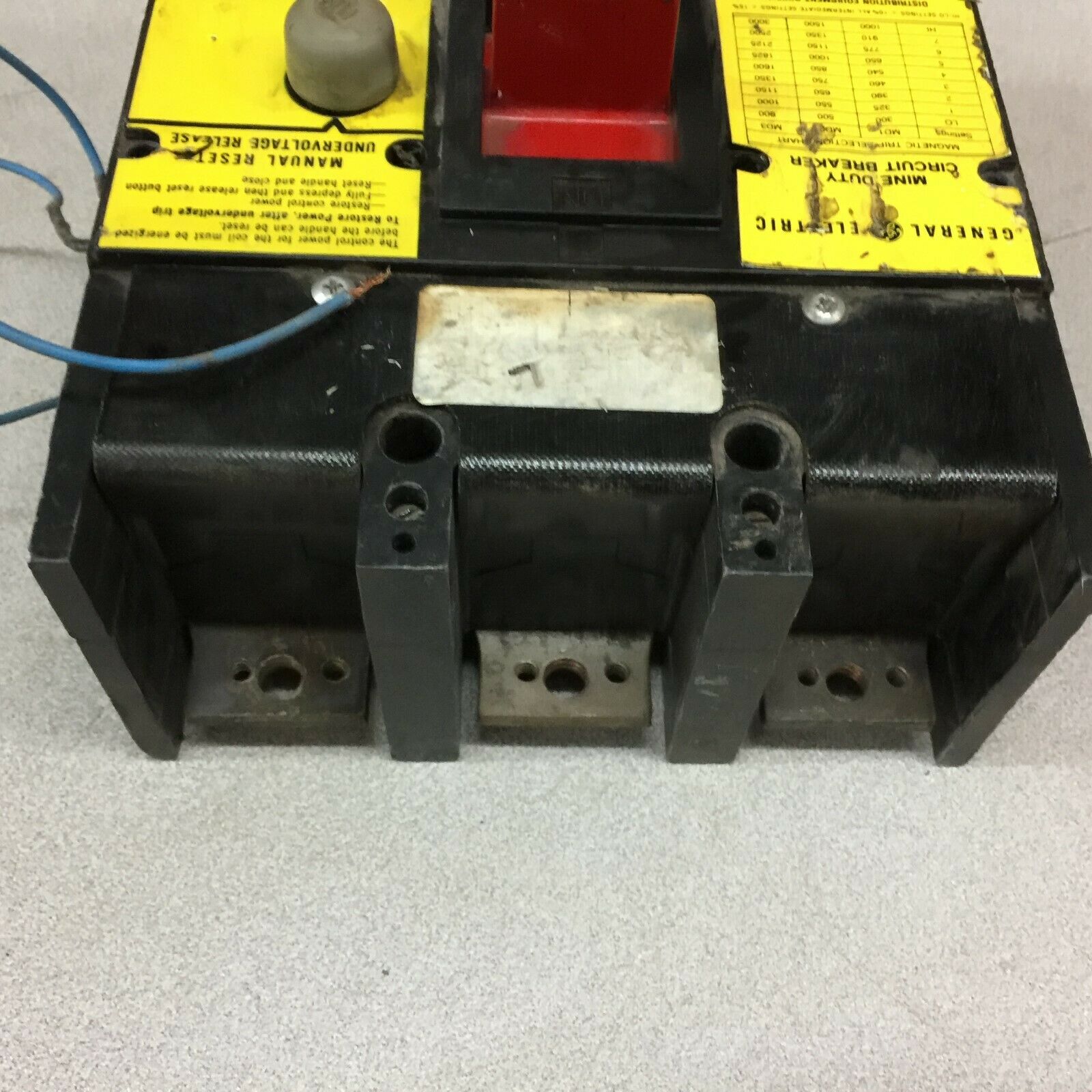 USED GE TJ34FMD 125AMP 3POLE 600VAC 24VDC UVR BREAKER TJ34125MD1