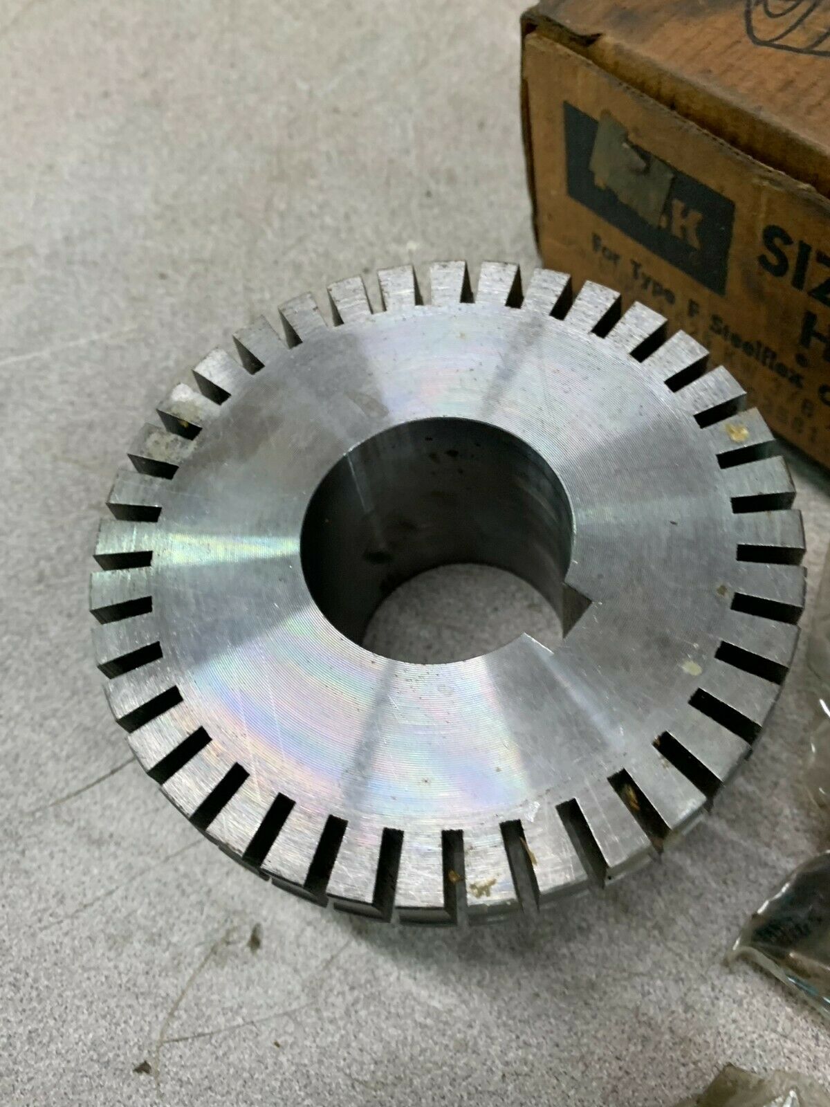 NEW IN BOX FALK 703581 SIZE 7F STEELFLEX COUPLING HUB 1.625 KW 3/8 X 3/16