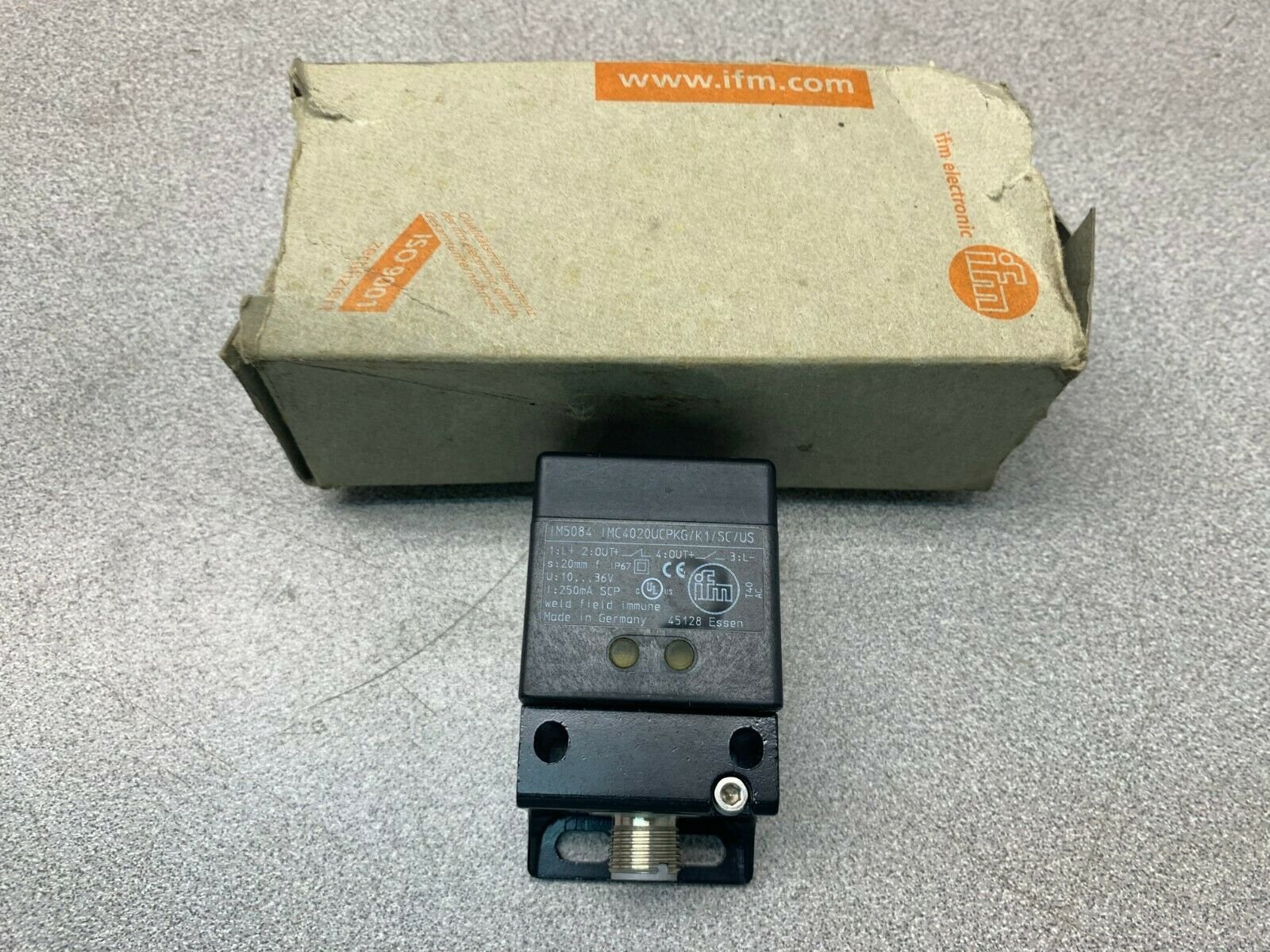 NEW IN BOX EFECTOR 100 SENSOR IMC4020UCPKG/K1/SC/US100DPA