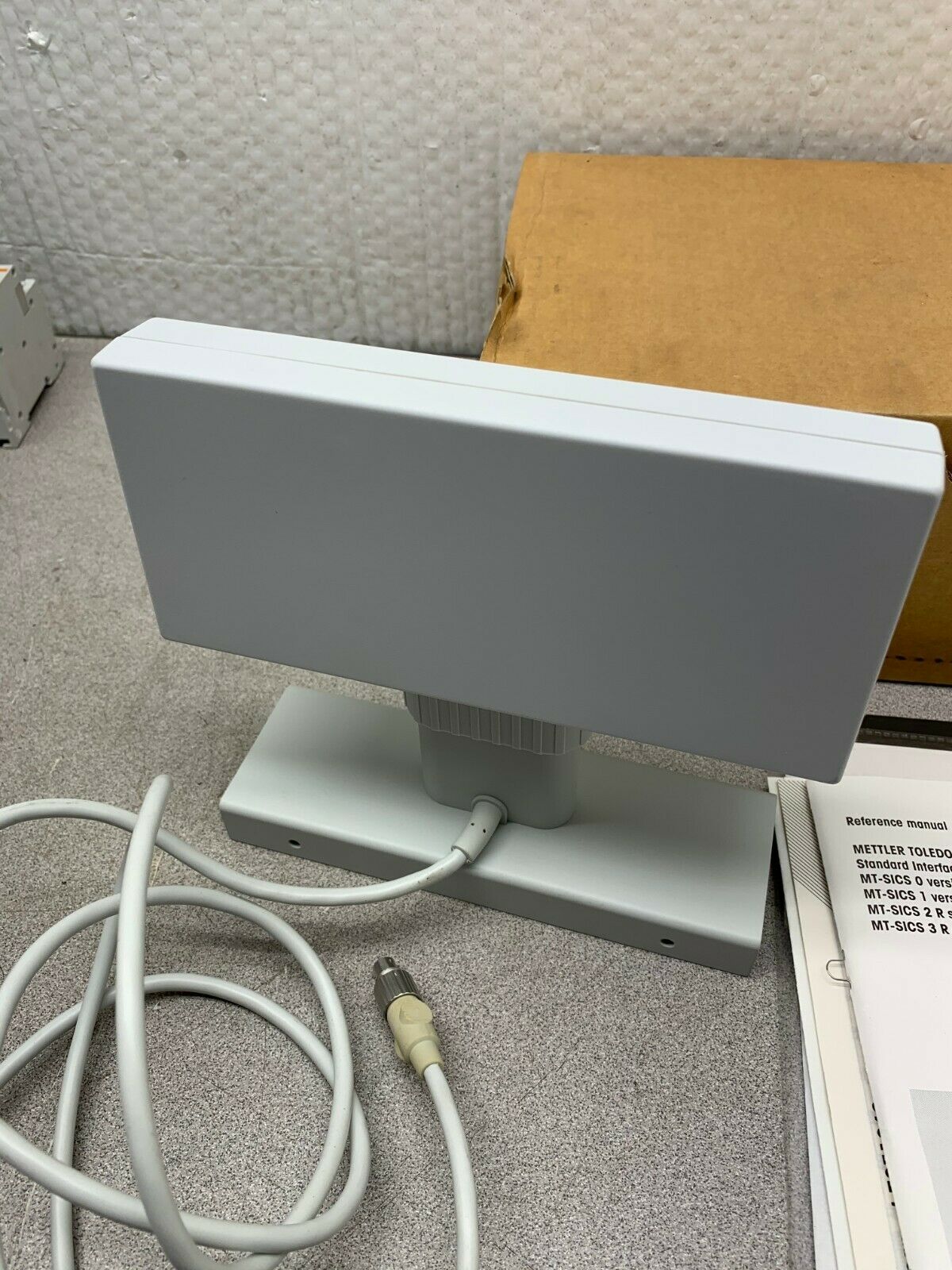 NEW IN BOX METTLER TOLEDO LC-AD ZWEITANZEIGE SCALE INTERFACE FNR 229140