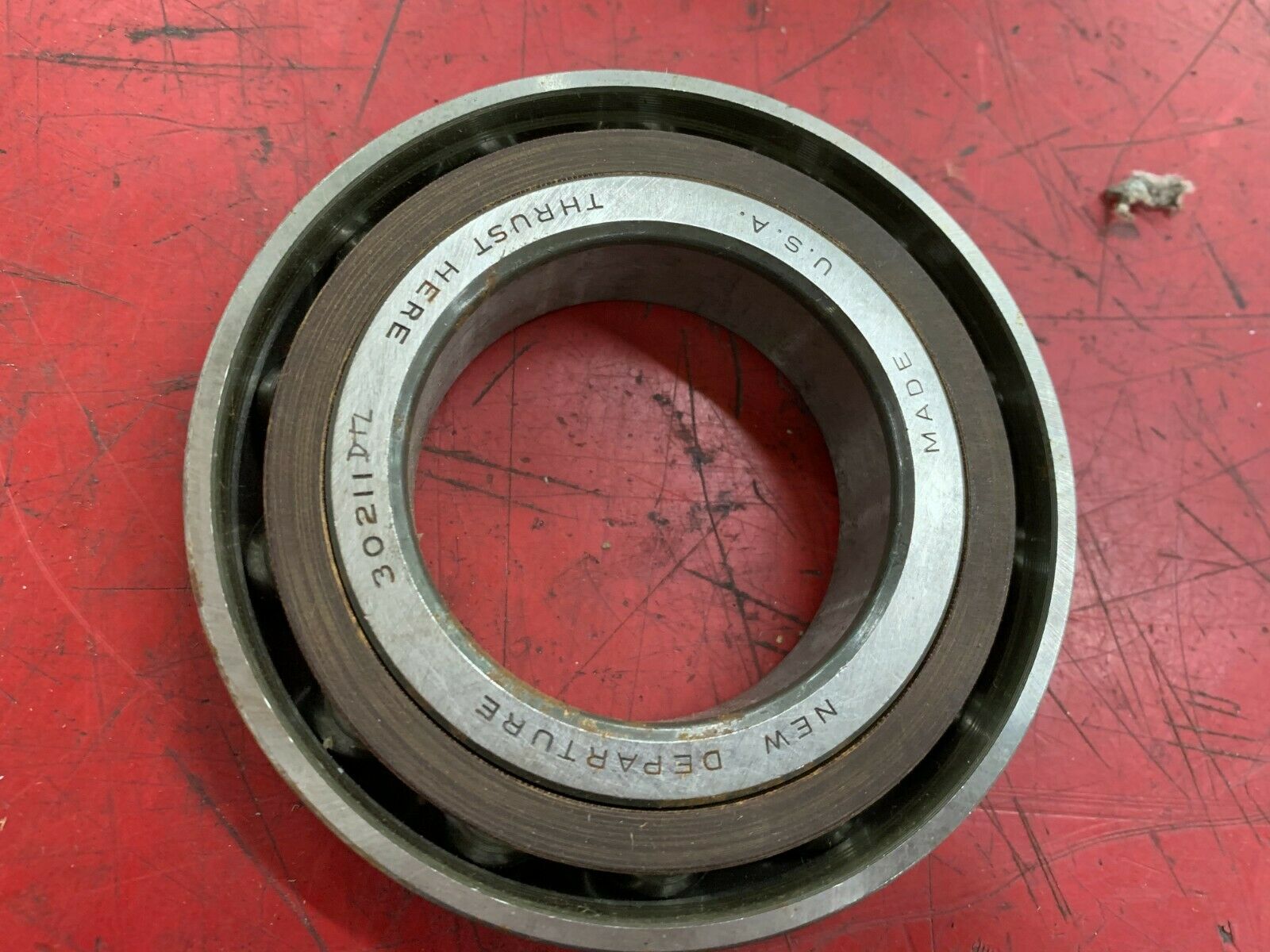 NEW IN BOX NDH CONTACT BEARING UQ30211